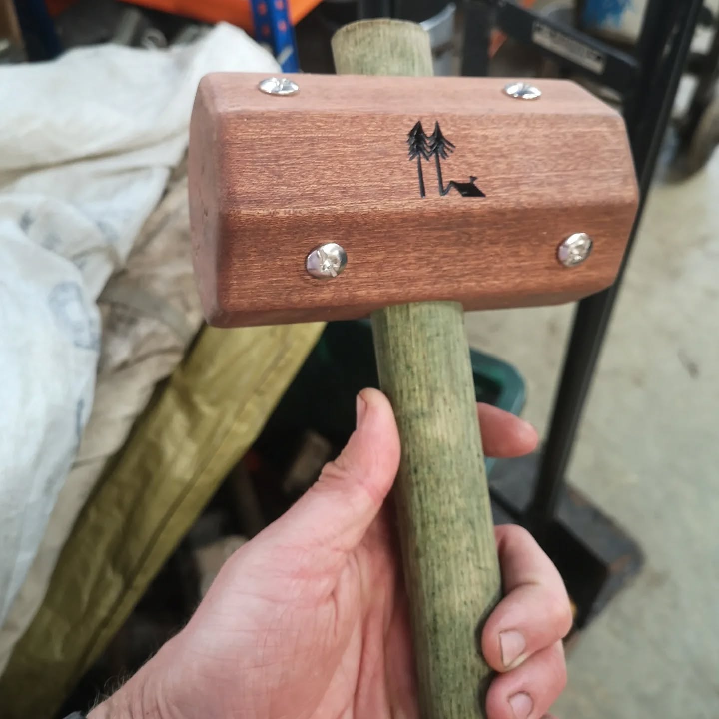 Batch of new mallet heads for Forest School Camps. They've got 4 bolts to reduce splitting and a tapered oval hole to match the old handles and stop them flying off the end. Nice little engraving of the charity logo too!
#mallet #woodwork #hammer #sapele #forestschoolcamps #engraving #logo