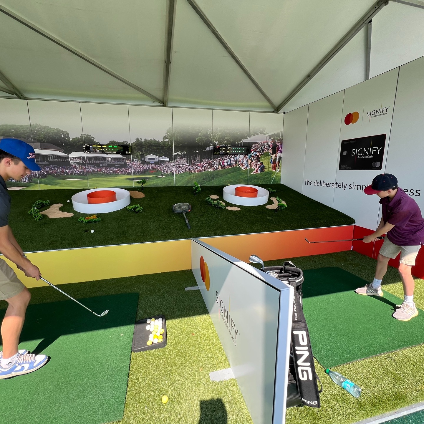 Great to have a presence at the Travelers Championship last week on the PGA TOUR in Connecticut ⛳
We delivered our timeless skeeball chipping challenge which always goes down a storm with golf fans of all ages abilities! 🙌
#pgatour #travelers #golf #titlesponsor #activation #fanengagement #brandawareness #travelerschampionship #connecticut #golftournament #sportsevents