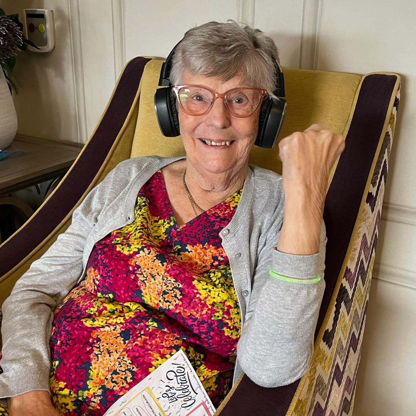 🎉 Every year, we love celebrating #CareHomeOpenWeek across Majesticare – and this year, Cavendish Park in Evesham truly outdid themselves! 💃🎸
From silent discos and Ascot Ladies Day to community bingo and a toe-tapping Country & Western finale, the home was buzzing with joy, connection, and celebration! 🧡👒🎶
Take a look at all the fun and heartwarming moments from Care Home Open Week 2025 at Cavendish Park.
👉 Click the link in our bio or head to www.cavendishparkcarehome.co.uk to read more!