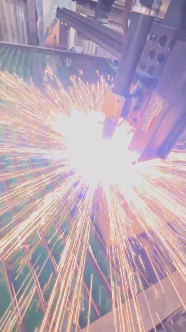 Kicking off the work week with the #cncmachining #fabrication #welding #americanmade @drakewelding