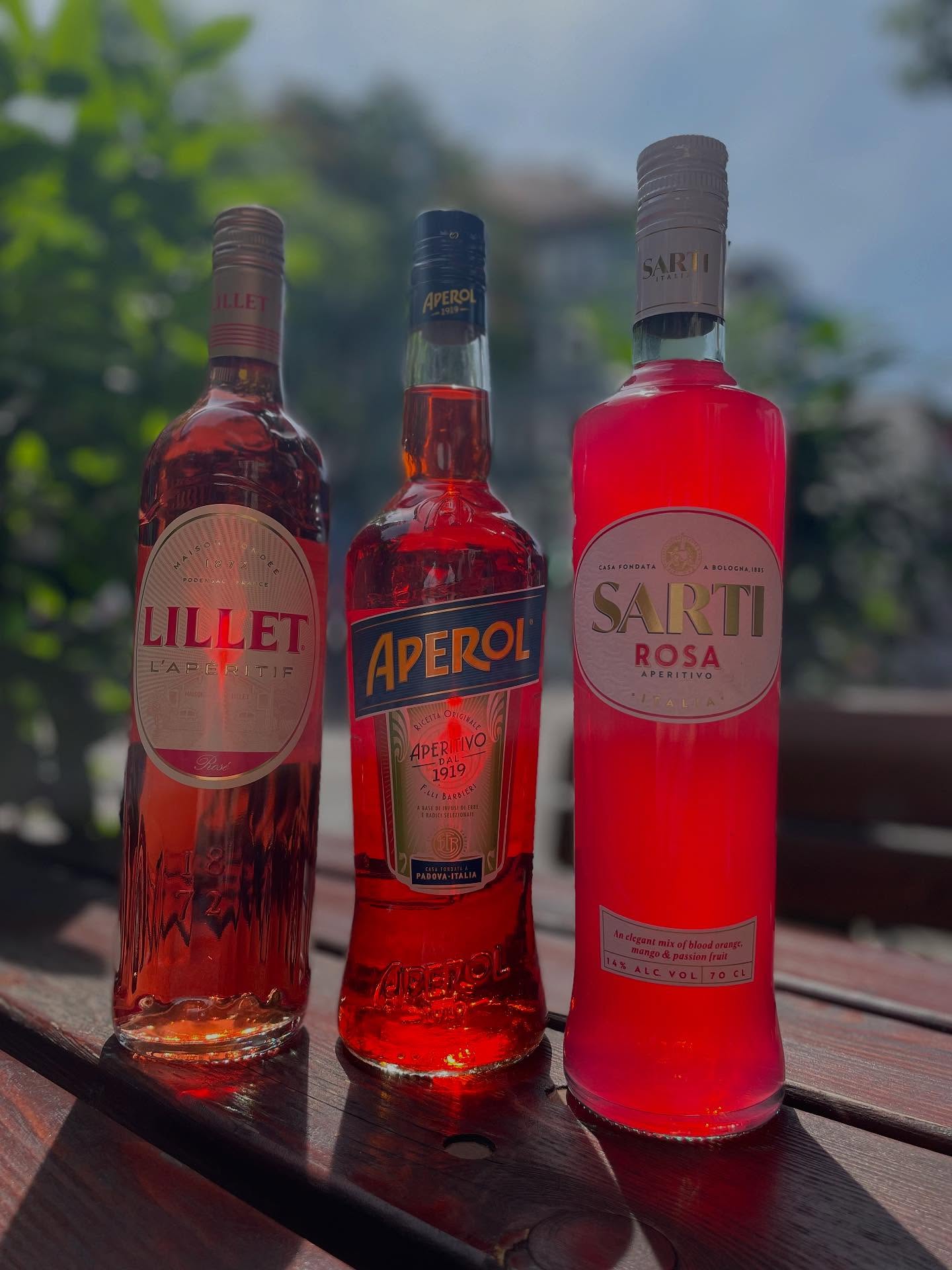 Unser Dreigestirn des Sommers 👑
#wirtshaus #wirtshausspitz #köln #sommer #sarti #lillet #wildberrylillet #aperol #drink #cologne #vibe #daydrinking #karneval #dreigestirn #biergarten