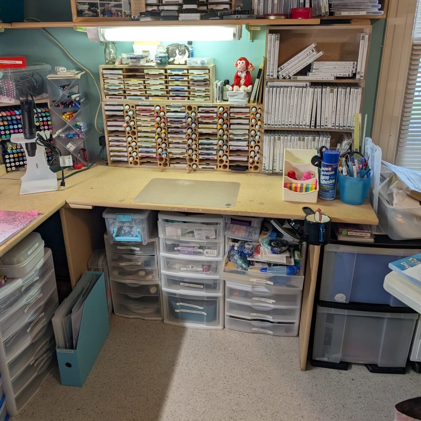 What can 3 hours do for your craft room?
A lot! Especially when we work together to create a space that’s functional, inspiring, and ready for your next creative project.
Look at the transformation ➡️ From cluttered to calm, so you can get back to doing what you love most. Let those creative juices flow again—without the mess getting in the way!
#CraftRoomOrganization #BeforeAndAfter #OrganizedSpaces #CreativeFlow #SweetSanctuaryStyle #DeclutterToCreate #OrganizingInspo #PortageWIOrganizer