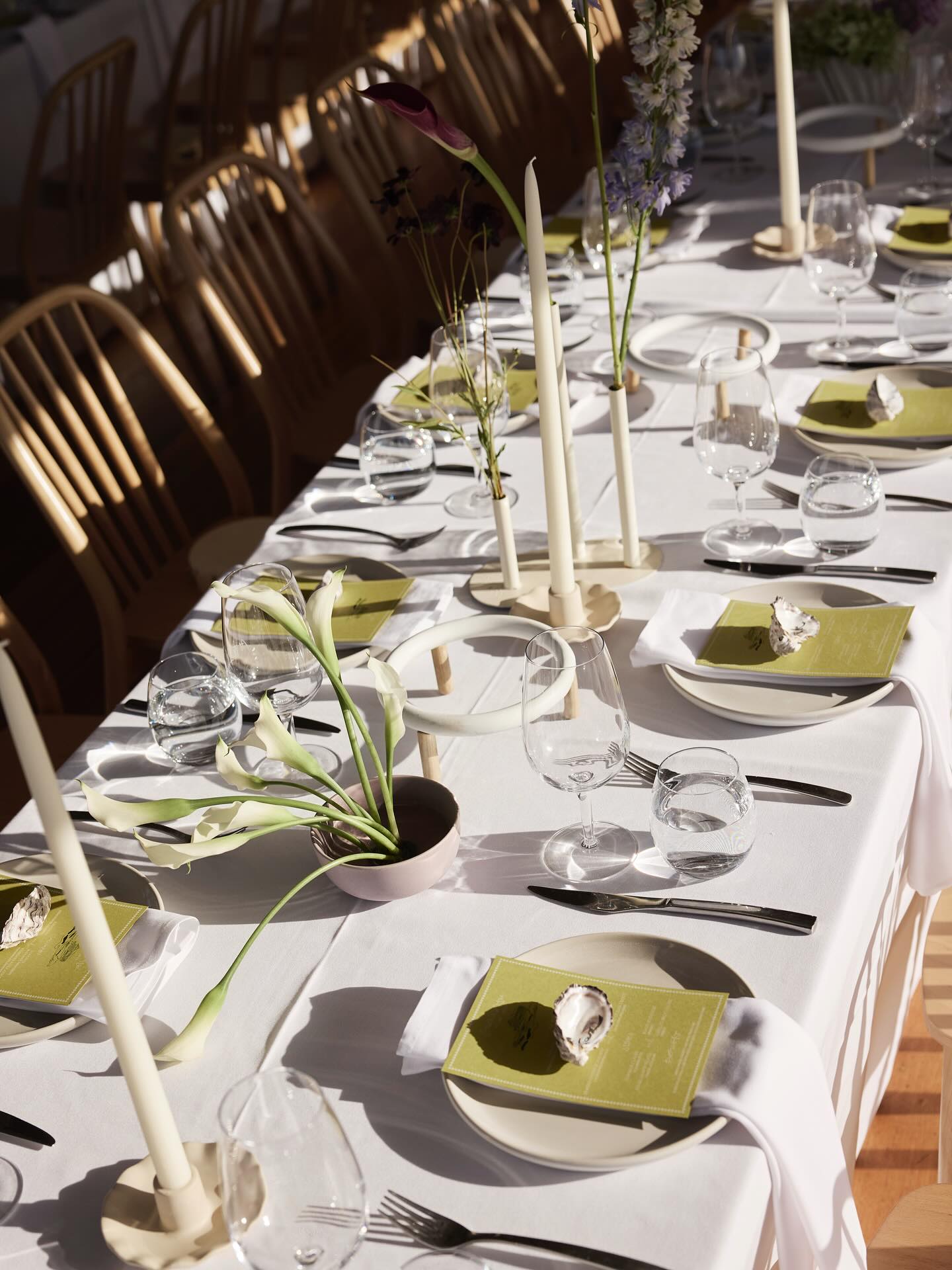 Alex & Grace 🥹🐚💧🌼
and their gorgeous beach wedding
💕
Captured for @louloumemphis