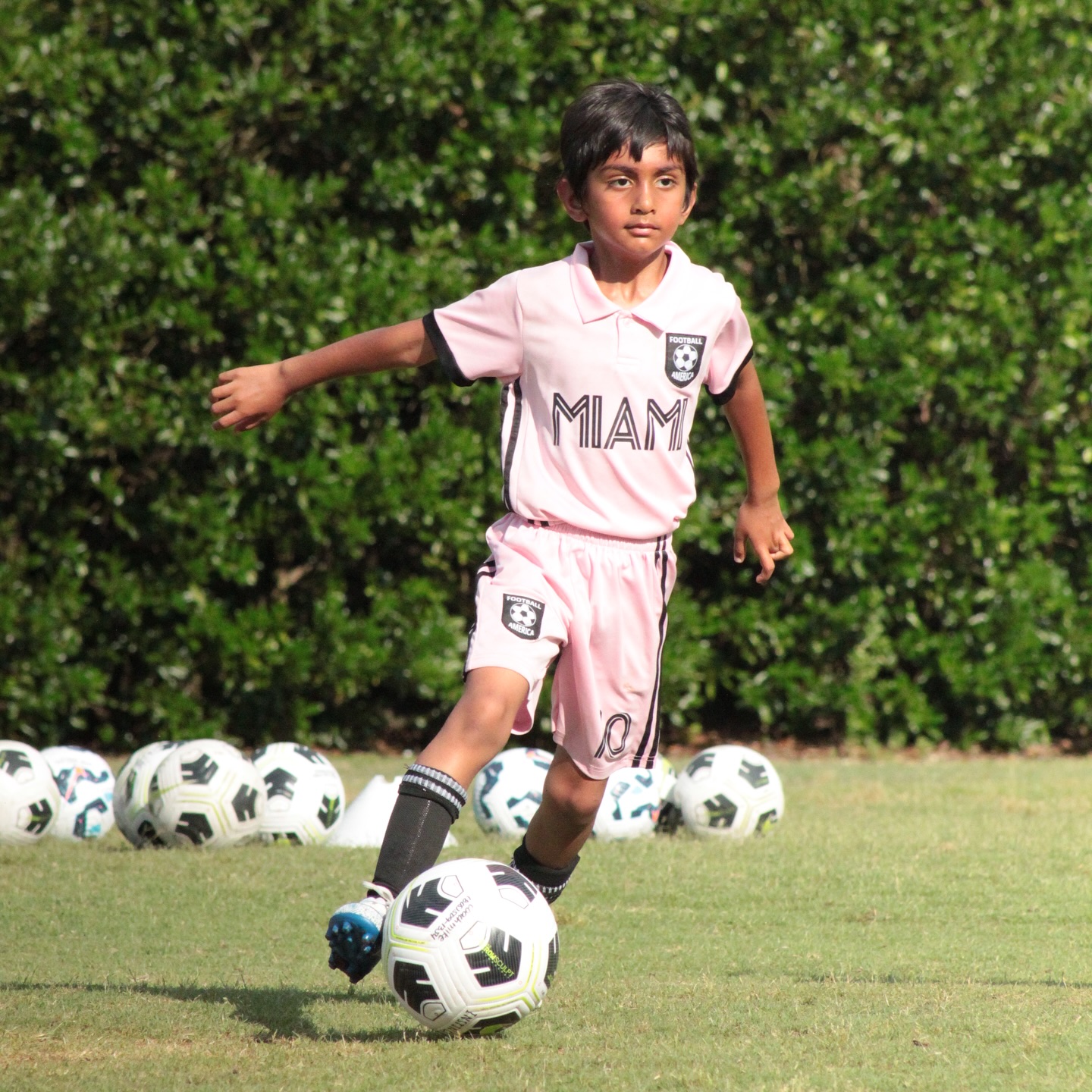 ⚽ Who’s ready for Thursday sessions?! 🔥 Let’s bring the energy, sharpen those skills, and keep the momentum rolling. See you on the field!
#InstinctSoccer #ThursdayTraining #PlayerDevelopment #SoccerGrind #TrainWithPurpose #GameReady #YouthSoccer #CaryNC #DurhamNC #SoccerSessions #nextlevelwork