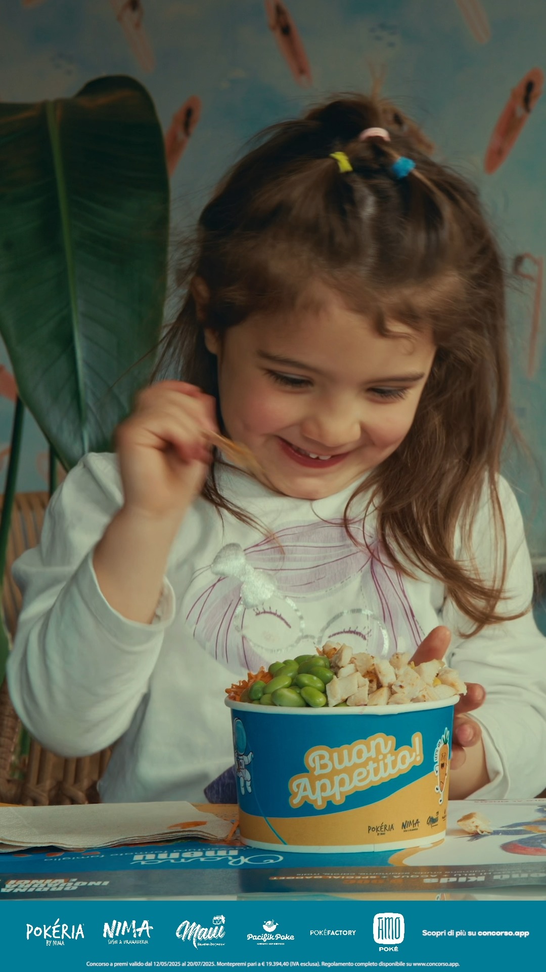 🎁 Fino al 20 Luglio da Poké Factory scegliendo gli ‘OHANA MENU🌺 hai la possibilità di partecipare alla grande estrazione finale e vincere un viaggio alle Canarie per tutta la famiglia! 🌴
👉🏻 Scopri il nuovissimo ‘OHANA MENÚ KIDS: un menù pensato per i più piccoli, composto da ‘Ohana Bowl Snack, Mochi Blu, acqua e un divertentissimo GADGET Disney Lilo & Stitch a sorpresa. E per gli adulti, il Menù ‘Ohana include una Bowl Regular e Mochi Blu.
Che aspetti? Vivi un’avventura gustosissima per tutta la famiglia! 🎉
Vieni a provare gli ‘Ohana Menù in store oppure ordinali tramite la nostra App! 📲
Disney Lilo & Stitch ti aspetta al cinema!
Per maggiori informazioni e regolamento,
visita il sito www.concorso.app
Disney #LiloEStitch