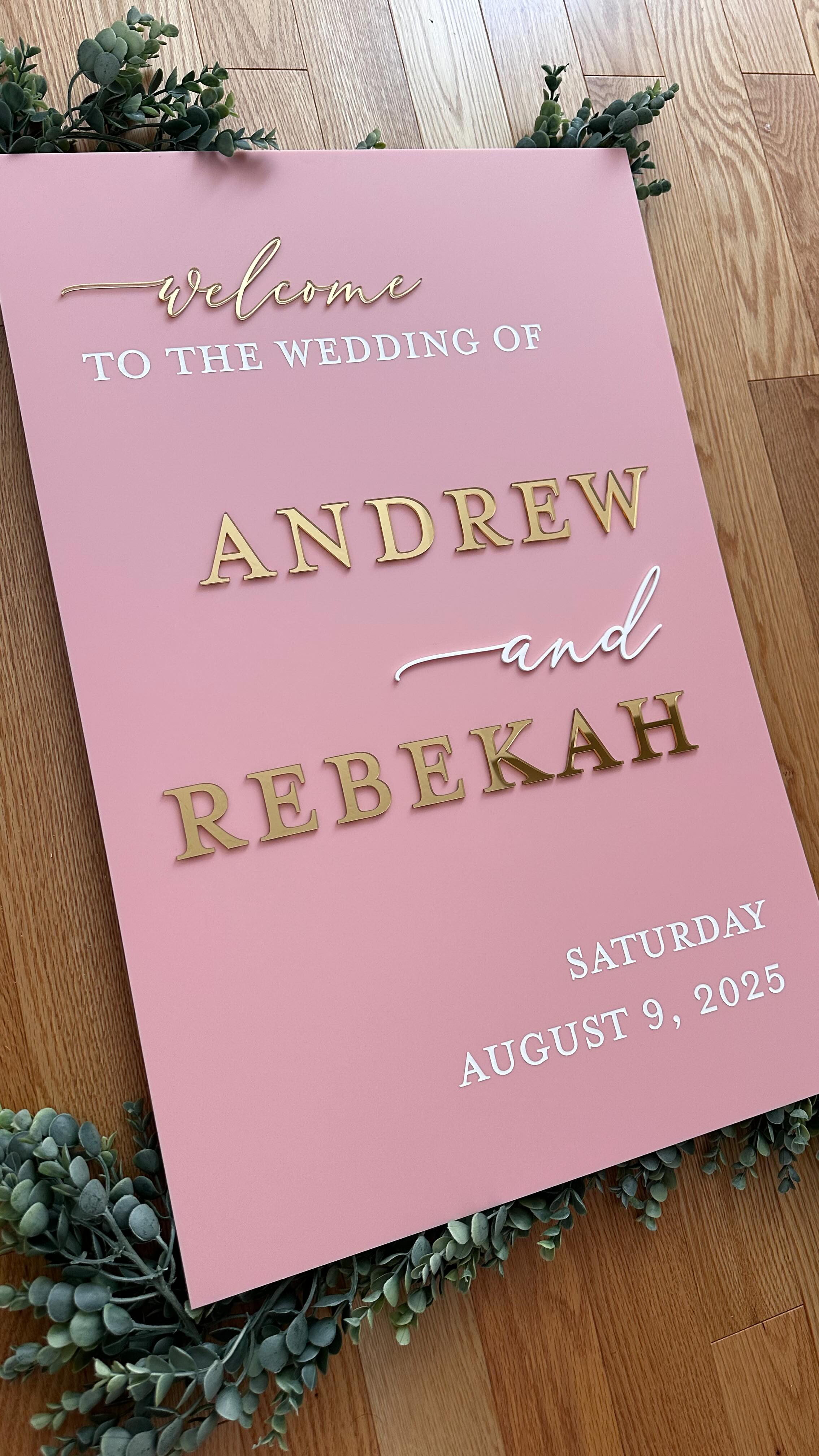 Let your welcome sign set the tone of your wedding💗
✨DETAILS: 24x36” matte cherry blossom acrylic with 3D gold mirror and matte white text from @cmbacrylic. Cut and engraved on my @thunderlaserusa
#laserengraving #lasercutting #thundernova #thundernova51 #eventdecor #weddingdecor #wedding #acrylic #signage #weddingsigns #designhousebybrittany