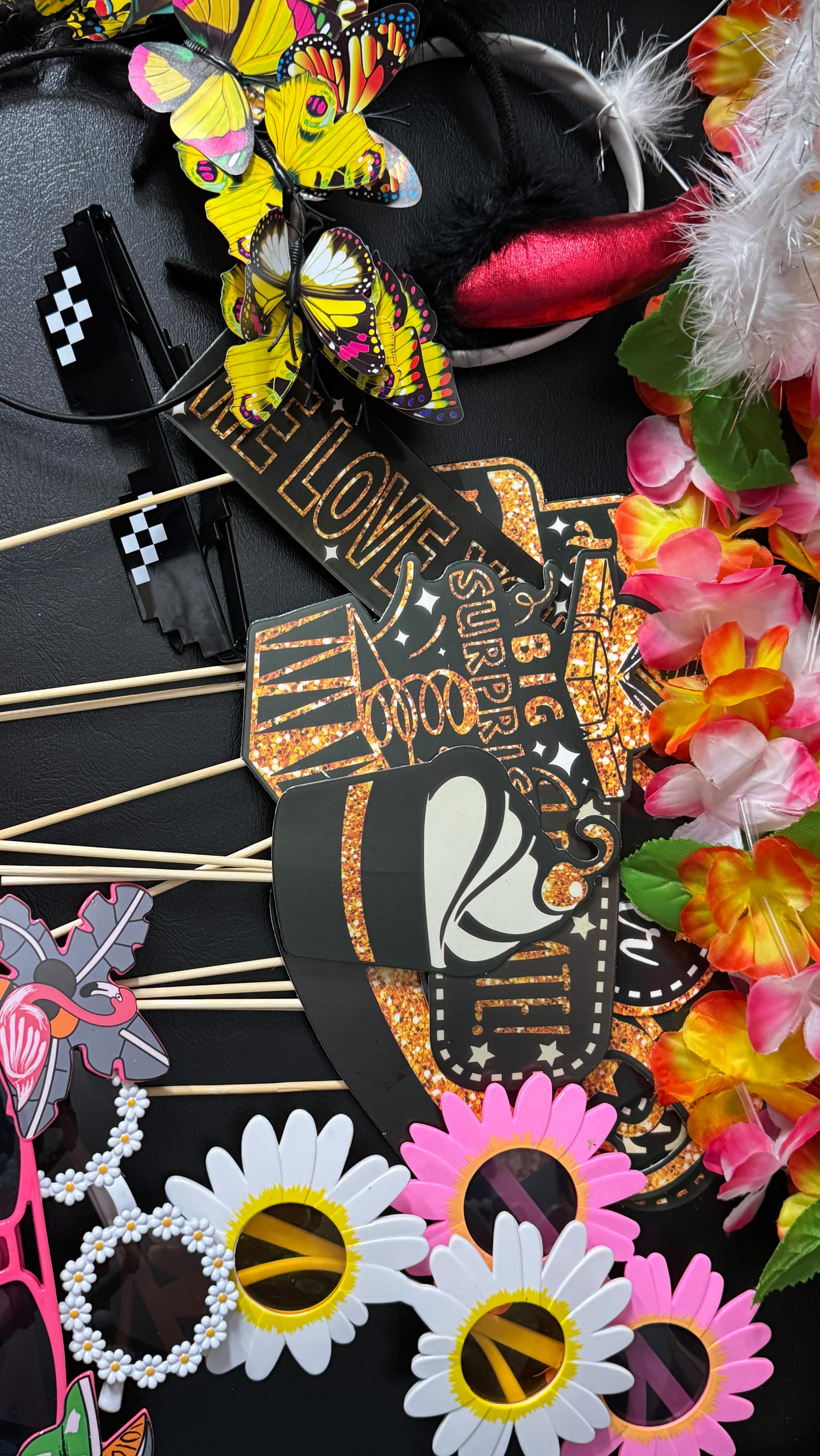 🎉 Geburtstagsfeier mit jeder Menge Spaß & Erinnerungen! 📸✨
Unsere Fotobox war wieder im Einsatz – diesmal auf einer ausgelassenen Geburtstagsfeier in Niederösterreich! 🥳 Ob groß oder klein, drinnen oder draußen: Unsere kompakte Fotobox findet wirklich überall einen Platz und sorgt für unvergessliche Momente.
💡 Egal ob im Wohnzimmer, im Partyzelt oder im Festsaal – in wenigen Minuten aufgebaut, sofort startklar und immer ein Highlight für alle Gäste!
🎈 Du planst gerade deine Geburtstagsfeier? Dann mach sie mit unserer Fotobox zu etwas ganz Besonderem. Mit lustigen Requisiten, personalisierten Fotovorlagen und Sofortausdruck der Bilder bleibt deine Party garantiert in Erinnerung!
📍 Jetzt Fotobox in Niederösterreich mieten – unkompliziert, professionell und mit ganz viel Spaß!
⸻
#geburtsgeschenk
#fotoboxmieten
#eventinspo
#geburtstagfeiern
#fotobox