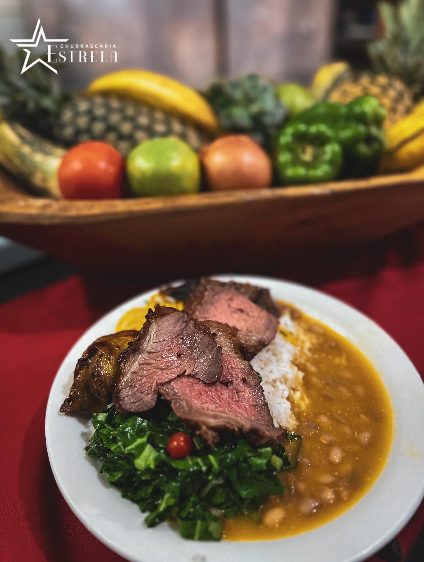 🍽️ Marmitex da Churrascaria Estrela
Sabor de churrasco no conforto da sua casa!
Arroz soltinho, feijão temperado, macarrão no ponto, saladinha fresca e aquele churrasco de qualidade que só a Estrela sabe fazer! 🔥🥩
Tudo isso em um marmitex caprichado, pronto pra matar sua fome com muito sabor!
📍Peça agora e tenha o gostinho da nossa churrascaria sem sair de casa!