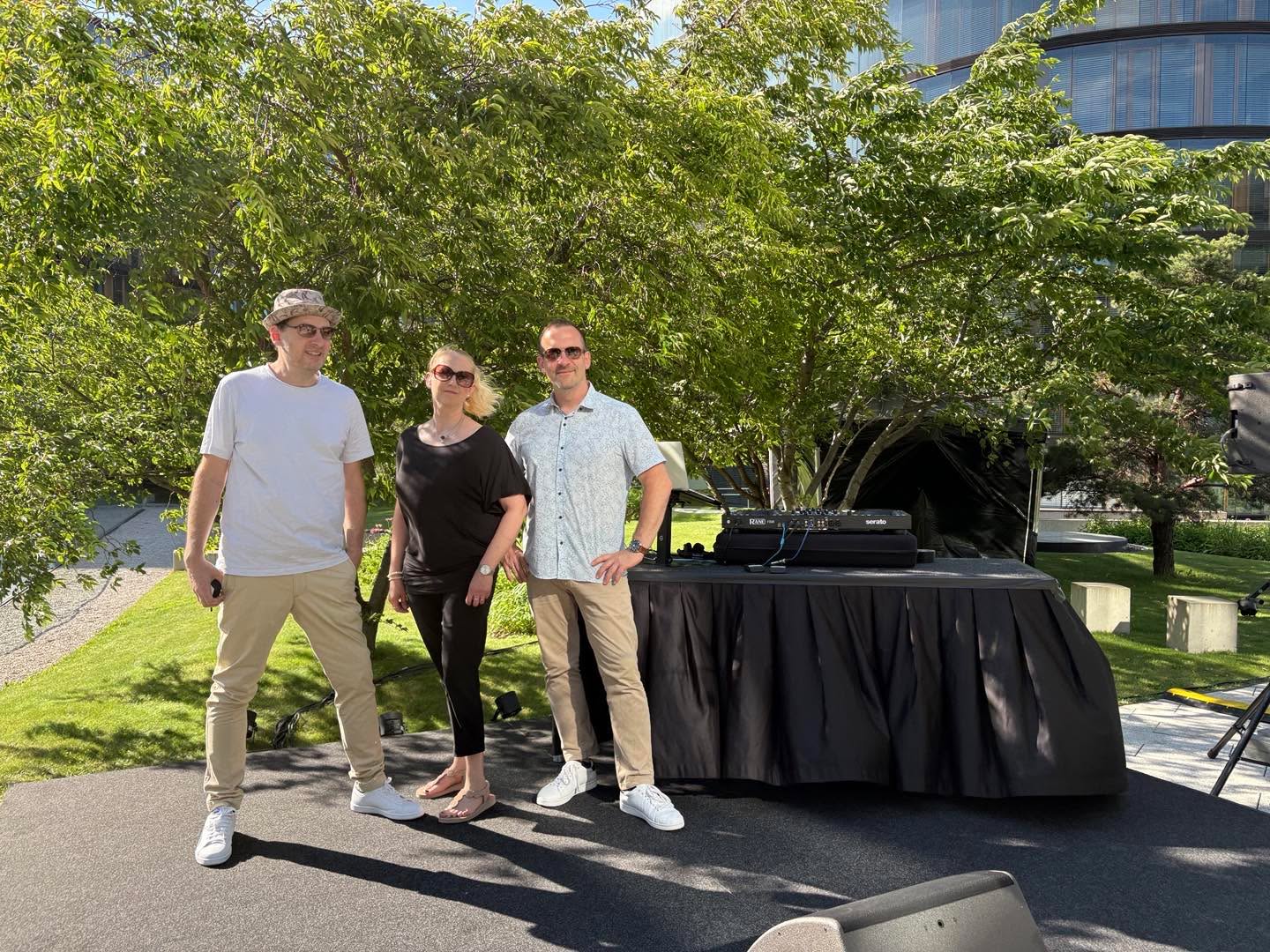 DJ & Mics getting ready for Erste Bank Immobilien Sommerfest 2025