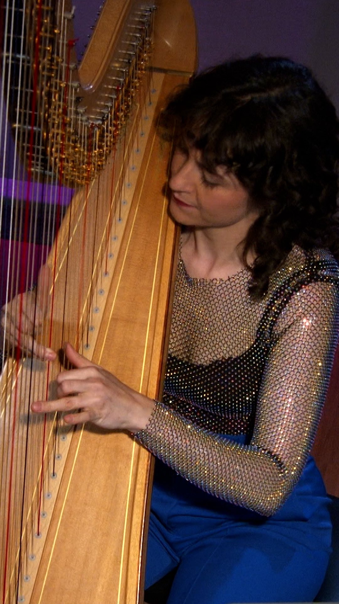 Happy memories from the beginning of June where I was invited to play and talk at NDR Kultur EXTRA 💖
Come to my concert in Berlin on Saturday! The Suite Galactique is one of the core pieces of my program „Alone with the Universe“ - I heard it for the first time back in study times in Salzburg, played by the wonderful @claudiabesne and I knew it would be the first piece to learn after my exams back in 2023.
Meeting @lizotte_caroline was the icing on the cake 🪐
So looking forward to play for y’all on Saturday!!
Thank you @cdroeck @burakcaner040 @franziskadieckmann @focusjammer for the great atmosphere at NDR Kultur EXTRA.
#harp #harpist #classicalmusician #genrefluid #pop #galácticos #berlinmusician #musicianslife #solo #berlinartist #radiointerview #ndr #ndrkulturextra #musiciansdaily #musiciansshowcase