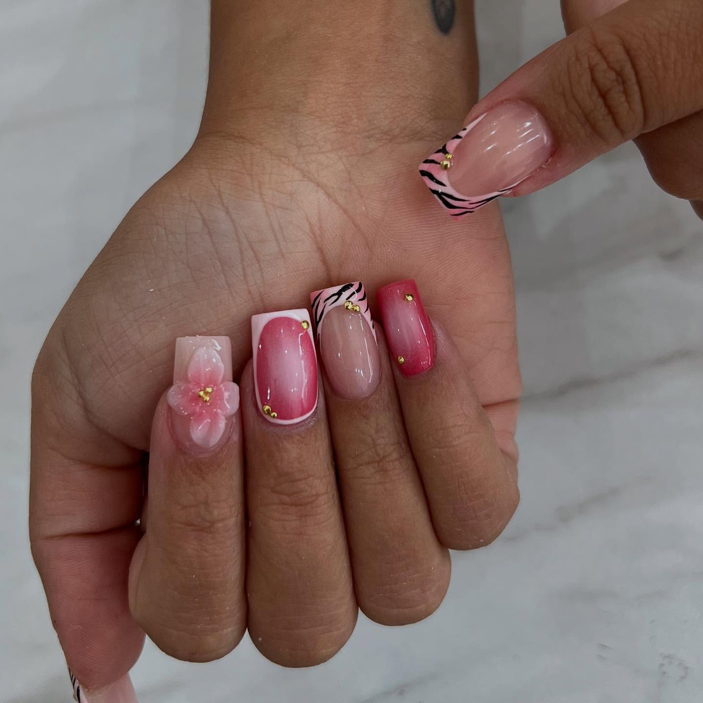 Where the f*** the function? 📲📲📲
• For mixed design sets please message or email so we can allocate the technician and time