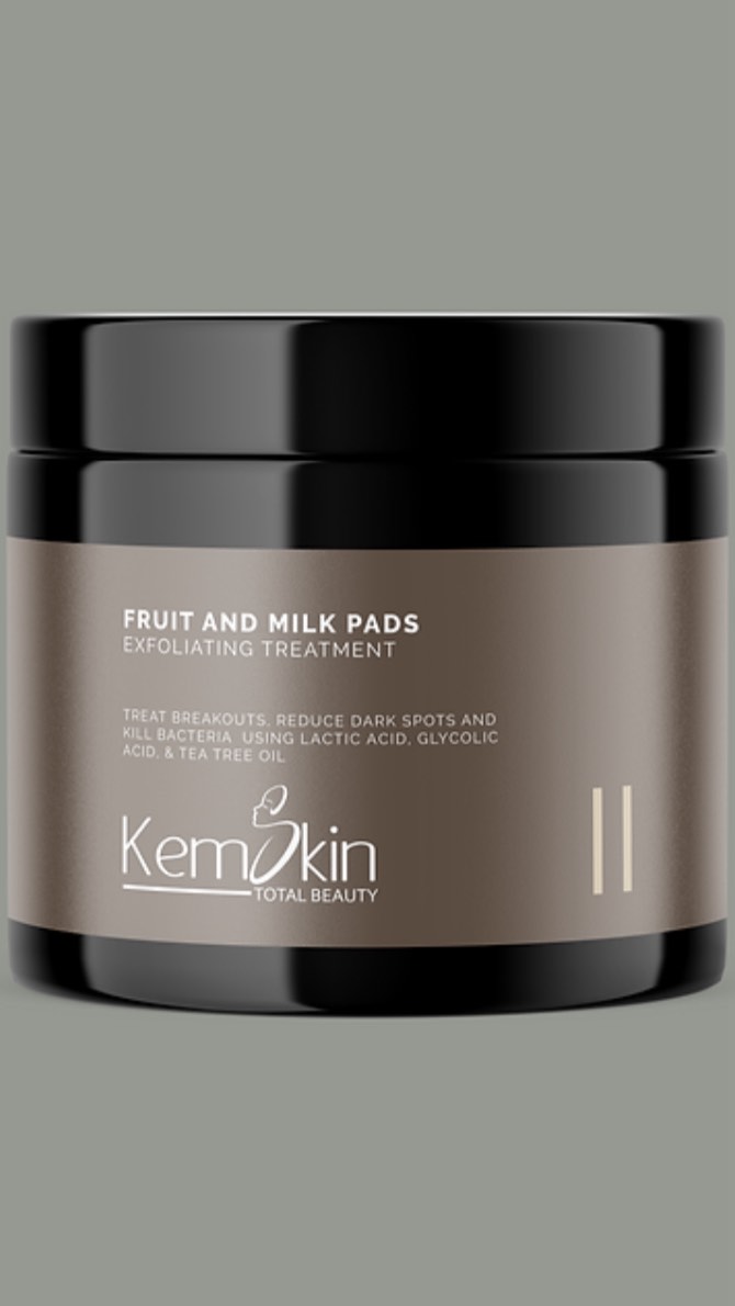 These pads are inspired by the Kemskin Back bar Chemical peel products the pads are made with lactic and glycolic acid, plus white willow bark, tea tree, lavender, and rosemary. These pads will: kill bacteria, exfoliate the skin, deep treat clogged pores, and even skin tone. They should be used 3-4 times a week at night after washing your face.
One jar is enough for 5 months of regular usage. Only available at kemskin.com #acne #skincare #naturalskincare #darkspots #antiaging #kemskin #kemskintotalbeauty