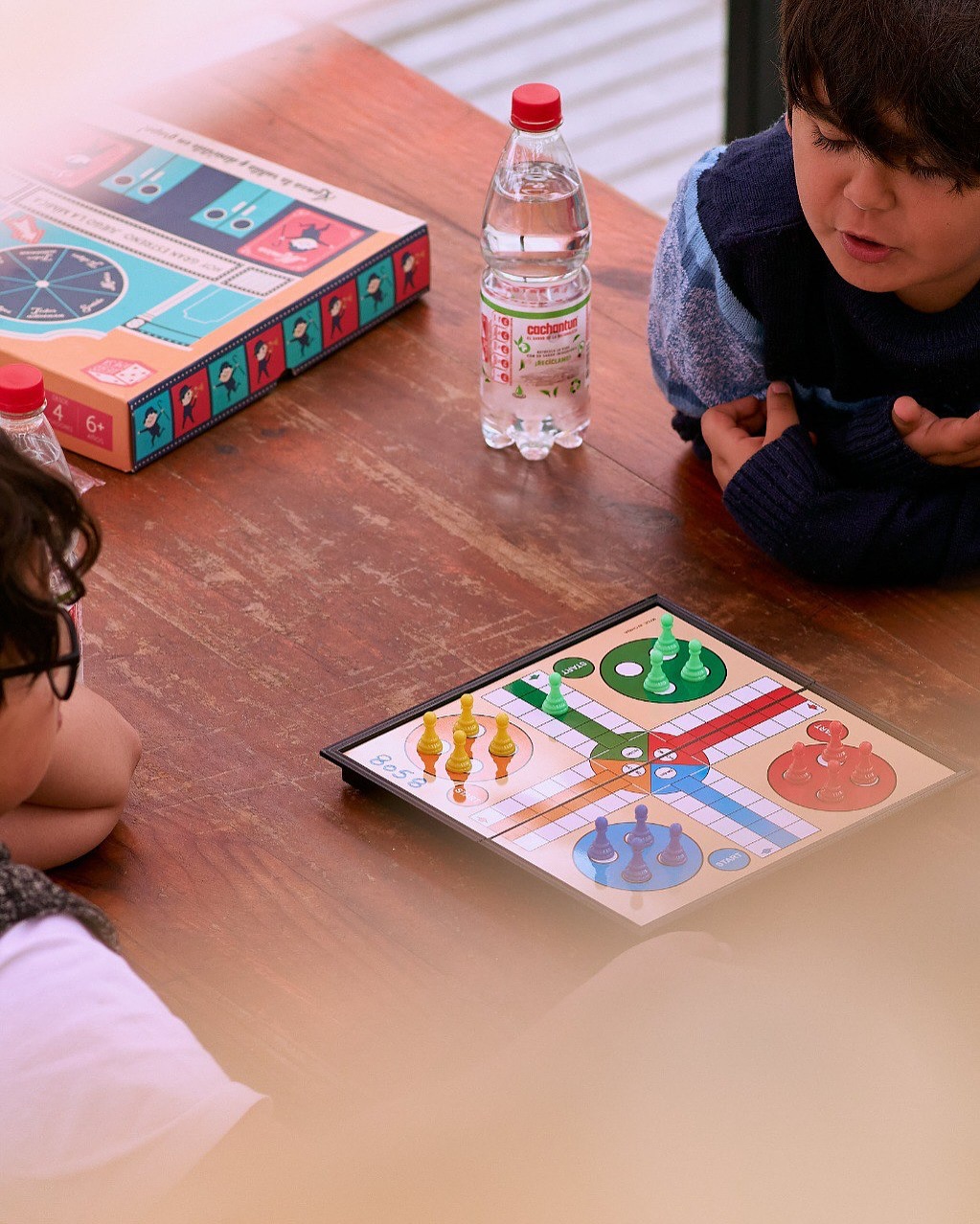 🤩En una jornada marcada por la alegría, la cercanía y el compañerismo, el 𝗖𝗘𝗦𝗙𝗔𝗠 𝗠𝗮𝘁. 𝗥𝗼𝘀𝗮 𝗩𝗮𝘀𝗰𝗼𝗽𝗲́ 𝗭𝗮𝗿𝘇𝗼𝗹𝗮 realizó una entretenida jornada dirigida usuarios de la comuna, disponiendo diversas actividades relacionadas con el autocuidado físico y mental.
Destacamos el trabajo de funcionarios y funcionarias de la @disam.arica , quienes siguen fortaleciendo la cohesión social, la salud integral y el bienestar general de la comunidad a través de estas actividades innovadoras. 🥳😍
#AricaMejorCiudad💙