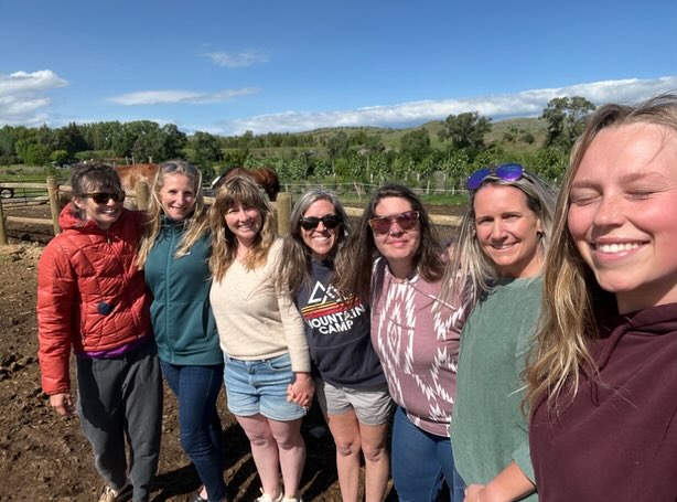 Beneath the wide sky, we slowed down and reconnected—with ourselves and each other, with purpose, and with possibility.
Together, we created moments of quiet knowing, deep support, and vulnerable authenticity.
#wellbeingforeverybody #WomenSupportingWomen #RootedLeadership #ConnectionThatHeals #montanaretreats #womensleadership