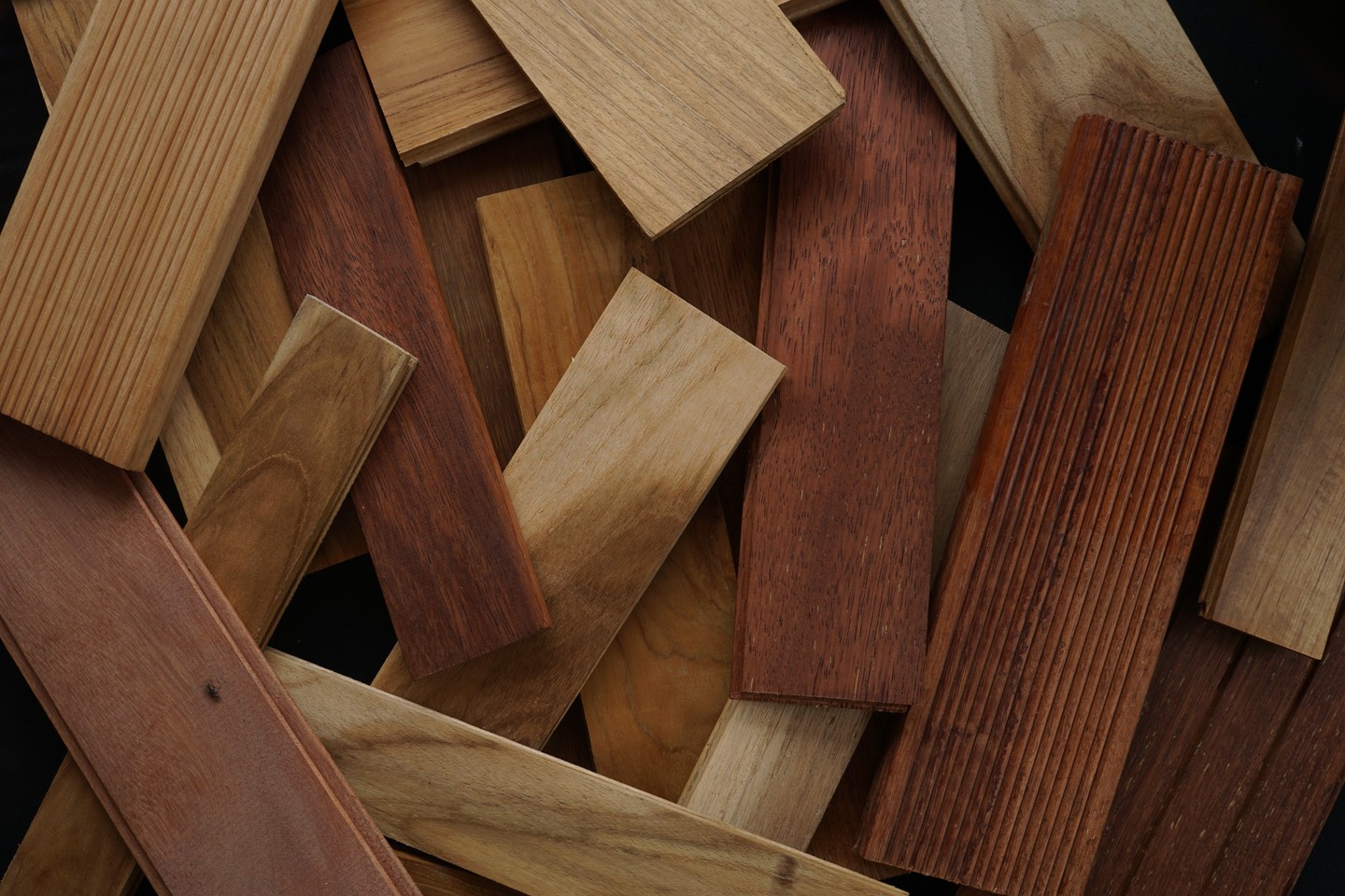 At Whisperwood Rings, every piece tells a story! Explore the unique woods we use, each bringing its own character. Discover craftsmanship that celebrates nature's beauty! 🌲💍 What’s your favorite type of wood? Let us know in the comments! 🌟
#WoodenRings #Craftsmanship #NatureInspired #WhisperwoodRings #woodrings #UniqueJewelry #SustainableStyle #HandcraftedRings #ExploreNature #JewelryWithMeaning #handmade #tallahassee