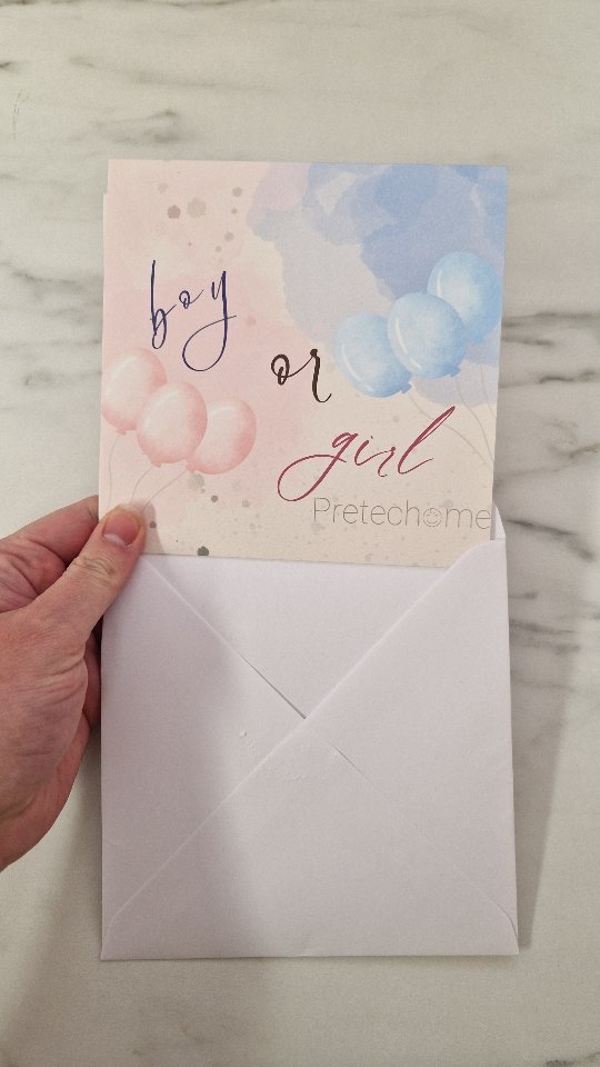 BELANGRIJK BERICHT! 💙🩷
Dit, deze envelop, is BY FAR het meest belangrijke dat jij mij kunt geven. Hierin staat geschreven door de verloskundige of jullie in verwachting zijn van een jongen of een meisje...
Stel je voor: je bent in blijde verwachting en hebt (bijvoorbeeld bij @pretechome) een geslachtsbepaling. Je kunt er voor kiezen om het meteen te laten vertellen door de verloskundige, maar dat is stiekem toch wel een beetje minder leuk😇. Wat je ook kunt doen is het geslacht laten opschrijven door de verloskundige, de gesloten envelop naar mij brengen en dan maak ik voor jullie een heerlijke taart of cupcakes waarmee jullie er met dierbaren samen achter komen wat het geslacht is van jullie wondertje! 🥰
#suikertijd #cupcakes #minicupcakes #genderrevealtaart #genderreveal #cupcakesoldenzaal #taartbestellenoldenzaal #Oldenzaal #Losser #Enschede #hengelo