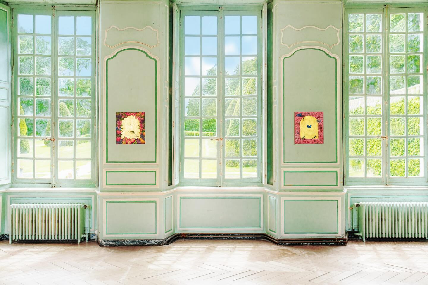 Installation view of 𝒮𝒾𝒸 𝓉𝓇𝒶𝓃𝓈𝒾𝓉 𝑔𝓁𝑜𝓇𝒾𝒶 𝓂𝓊𝓃𝒹𝒾 / 𝒮𝑜 𝓅𝒶𝓈𝓈𝑒𝓈 𝓌𝑜𝓇𝓁𝒹𝓁𝓎 𝑔𝓁𝑜𝓇𝓎 and 𝐼𝓉 𝒾𝓈 𝓌𝑜𝓇𝓉𝒽 𝓃𝑜𝓉𝒽𝒾𝓃𝑔. 𝐼𝓉 𝒾𝓈 𝓌𝑜𝓇𝓉𝒽 𝑒𝓋𝑒𝓇𝓎𝓉𝒽𝒾𝓃𝑔. by Xu Yang at Chateau de Lantheuil.
Open Weds-Sun, 2.30 - 6.30pm
𝐹𝑜𝓇𝑔𝑒𝓉 𝑀𝑒 𝒩𝑜𝓉 | Xu Yang
Château de Lantheuil
Until 10 July
Image by Bater & Street @baterandstreet | Curated by Lucy von Goetz
#lucyvongoetz #XuYang #ForgetMeNot #momentomori #XuYang_Art