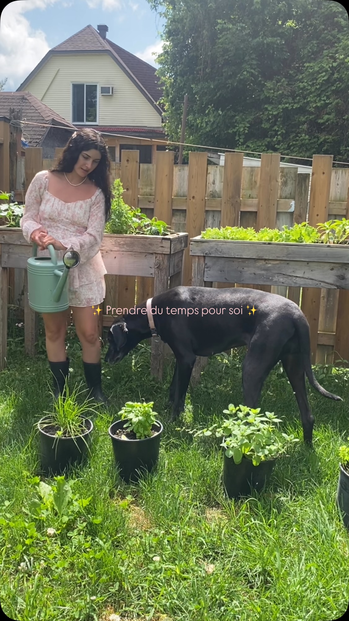 ✨ Me time ✨
Un moment pour moi, sans attentes, sans pression. Juste être là, faire ce qui me fait du bien. Ça aurait pu être de lire un livre, de reçevoir un massage, d’aller courir, mais aujourd’hui, c’était de jardiner en rose. 🌸
Et toi, quand sera ton prochain moment à toi ? 🌿💗
RDV: https://www.massotherapielamaison.com