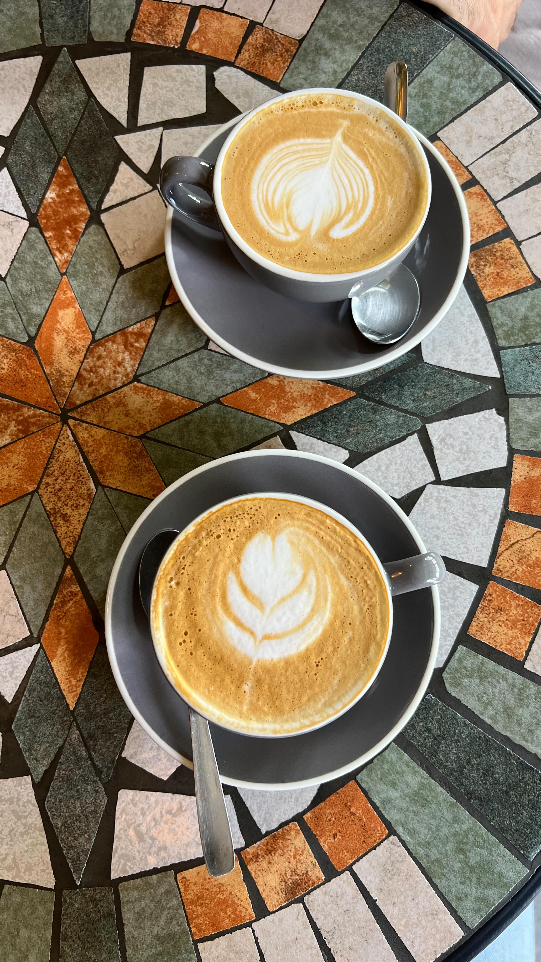 ¿Por qué dejo de ser Autónomo? 👉🏽 SL
Si os mola también este tipo de vídeos más enfocados al emprendimiento, os agradezco el feedback en comentarios para darle más caña 💪🏽🖋️
Estoy haciendo una serie de vídeos en 🎥YT🔴 en los que trato temas de emprendimiento junto con nutrición, salud y entrenamiento. No te lo puedes perder 🔎
#Emprendimiento #sociedadlimitada #autonomo #nutricionista #entrenador #nutriciondeportiva #dietistanutricionista #impuestos #fiscalidad