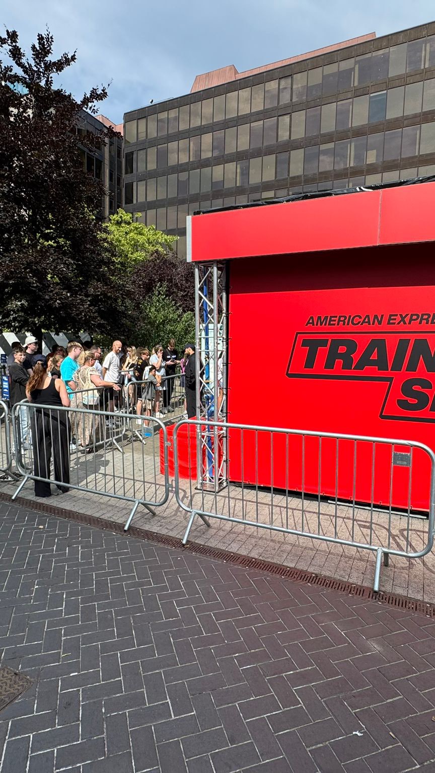 Training Season done and dusted at @thewembleyway for Amex at the @dualipa concert 🎵🙌🏻
#activation #structure #amex #dualipa #popup #london #wembley