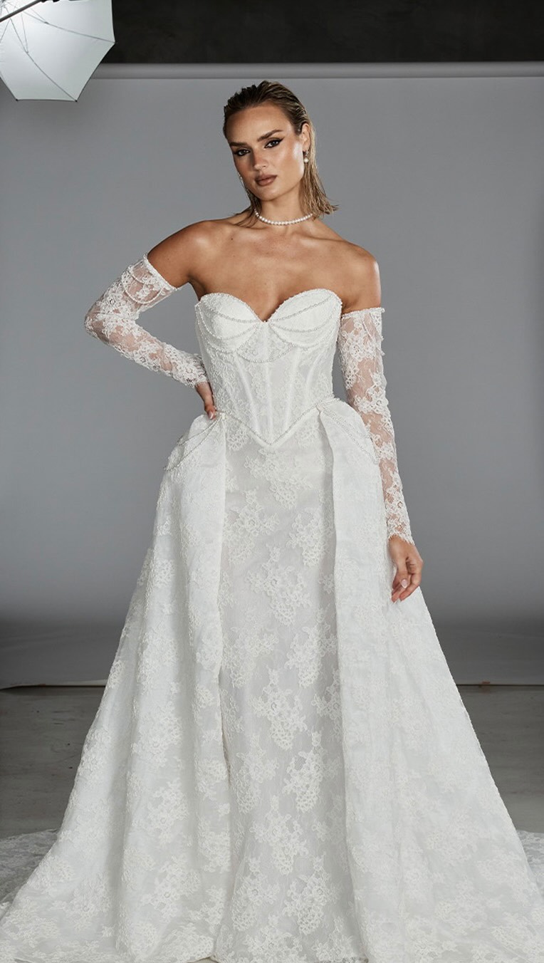 @evieyoungbridal Trunk show 7/11-7/20. See the newest collection at @marehcouture 🤍
Link to book appt in bio
.
.
.
#marehcouturebridal #marehcouture #marehcouturebride #marehcouturebrides #evieyoungbridal #downtownslo