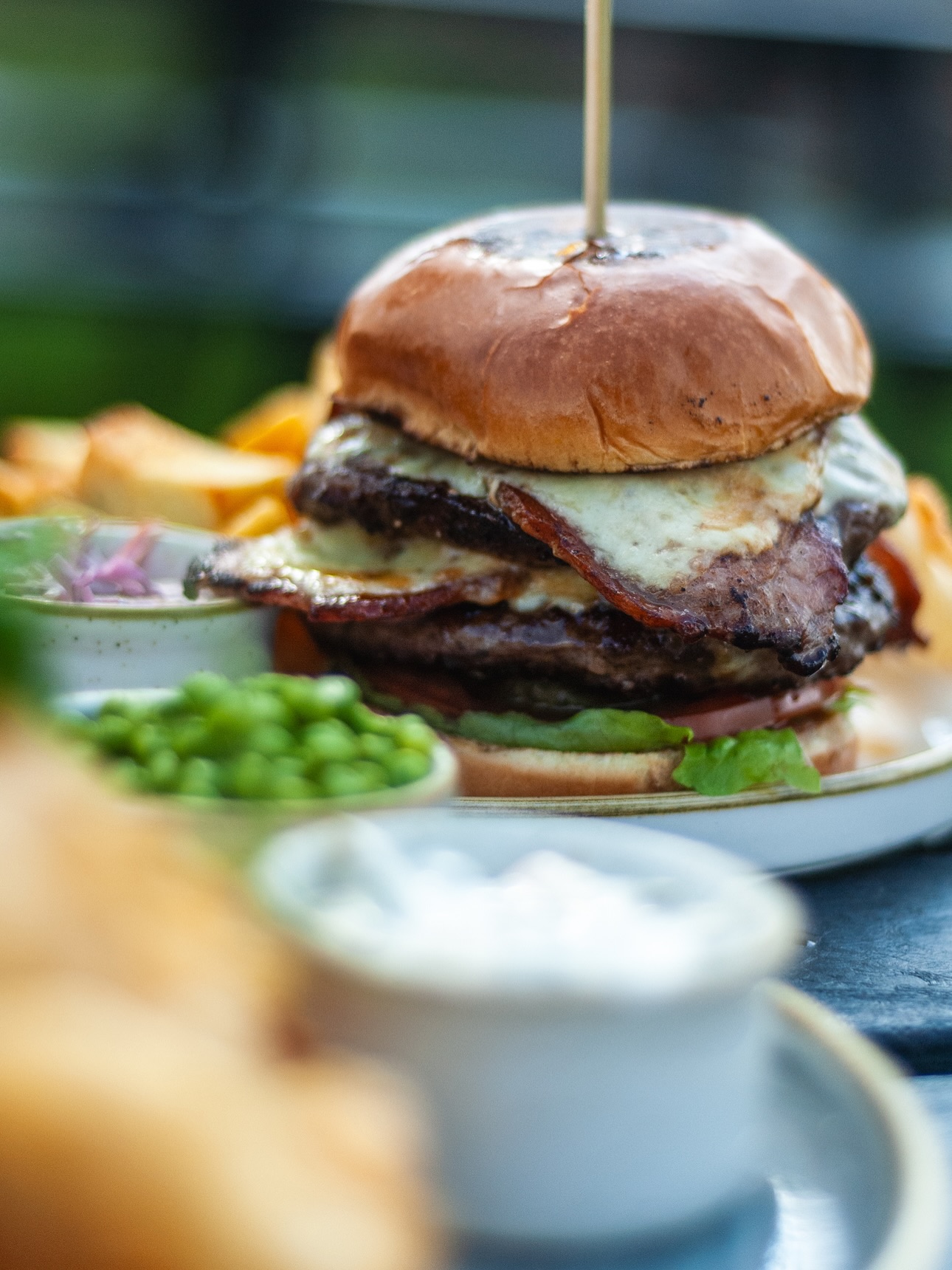 🍔THURSDAY = BURGER NIGHT 🍔
Every Thursday, tuck into one of our stacked, mouthwatering burgers for just £10 - homemade chips & slaw included!