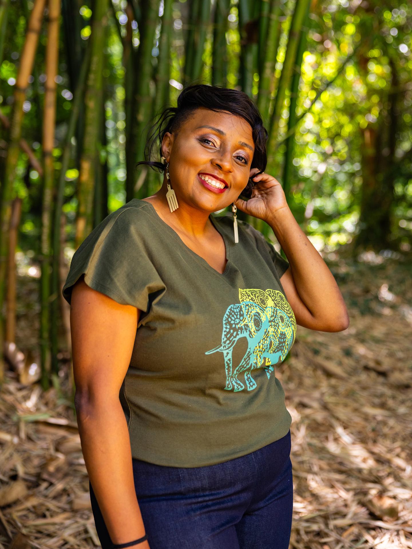 Smiles powered by purpose 🌿😊
There’s something special about wearing pieces made ethically, sustainably, and with care.
We’ve just stocked a fresh selection of women’s tees in a variety of colors and silhouettes. Visit us at @nairobi_street_kitchen and experience the difference firsthand 💛
#WildlifeWorks #WildlifeWorksApparel #WearYourImpact #SustainableStyle #EthicalFashion #EcoFactory #Empowerment #fashionrevolutionary #MadeInKenya #madeinafrica