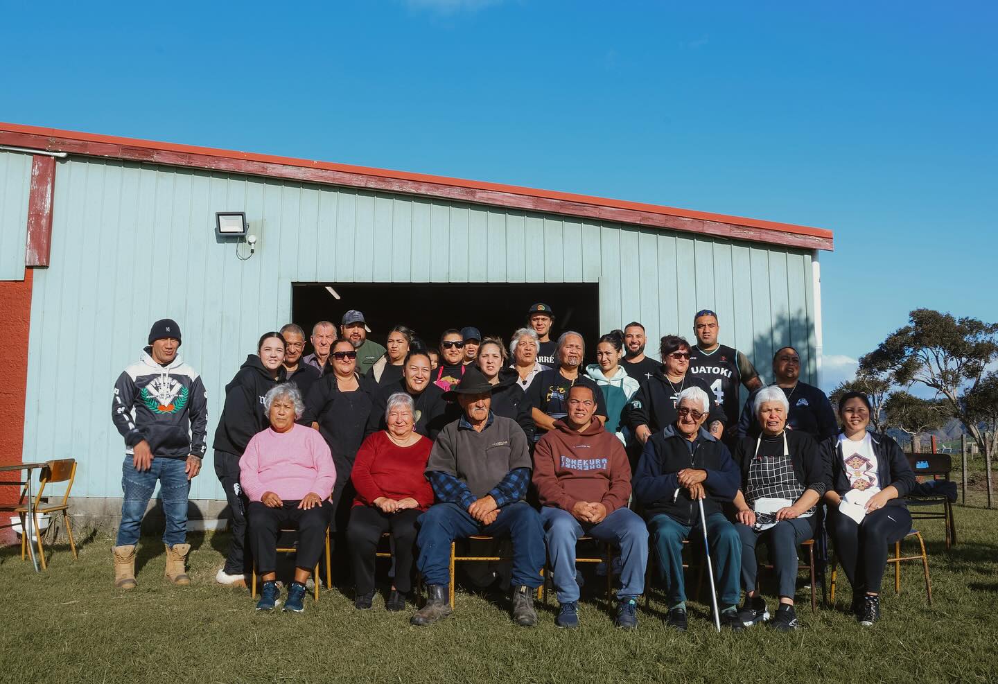 Ngāti Rua, Te Whakatōhea 🫶🏽
Kei ngā ringawera me ngā ringa raupā o Ngāti Rua, Te Whakatōhea – tēnei te mihi ki a koutou. 💪🏽
I tunua katoatia ngā kai ki te aroha, kua tau te mauri, kua ora te wairua. Nā koutou te tinana i whakamahana, te korokoro i whakamākūkū, te puku i whakakī. engari ko te mea nui, i whāngai i te wairua me te hinengaro ki ngā atawhaitanga nui.
E kore e ārikarika ngā kupu mihi mō ā koutou mahi. 🤌
Ngā mihi maioha ki a koutou katoa ✨