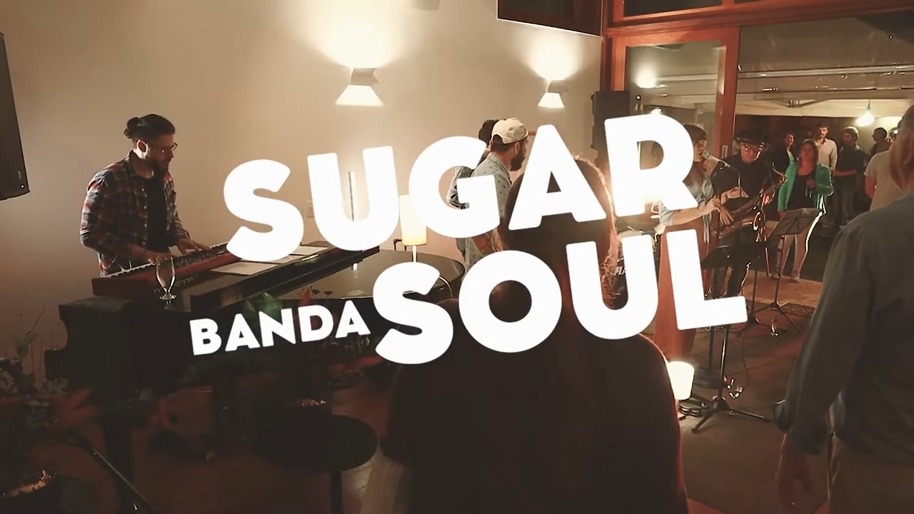 🎉 Contrate uma banda que transforma qualquer evento em pista de dança!
⠀
🎶 September – Earth, Wind & Fire
🎤 Interpretação ao vivo da Banda Sugar Soul
⠀
Clássico absoluto do funk/soul em uma versão explosiva, cheia de groove e presença de palco.
Perfeita para casamentos, festas e eventos que querem energia lá em cima do começo ao fim!
⠀
🎤 Nathalie Alvim – Voz
🎷 Ubaldo Versolato – Sax
🎸 Eduardo Camargo – Guitarra
🎸 Léo Versolato – Baixo
🎹 Rodrigo Braga – Teclado
🥁 Abner Paul – Bateria
⠀
📍 Uma produção Músicas & Eventos – Bandas ao vivo com carisma, swing e repertório certeiro.
⠀
📲 Solicite um orçamento e leve essa vibe para o seu evento!
⠀
🔗 www.musicaseeventos.com.br
📩 musicaseeventos@gmail.com
📱 WhatsApp: (11) 98590-6903
📸 Instagram: @musicas.e.eventos