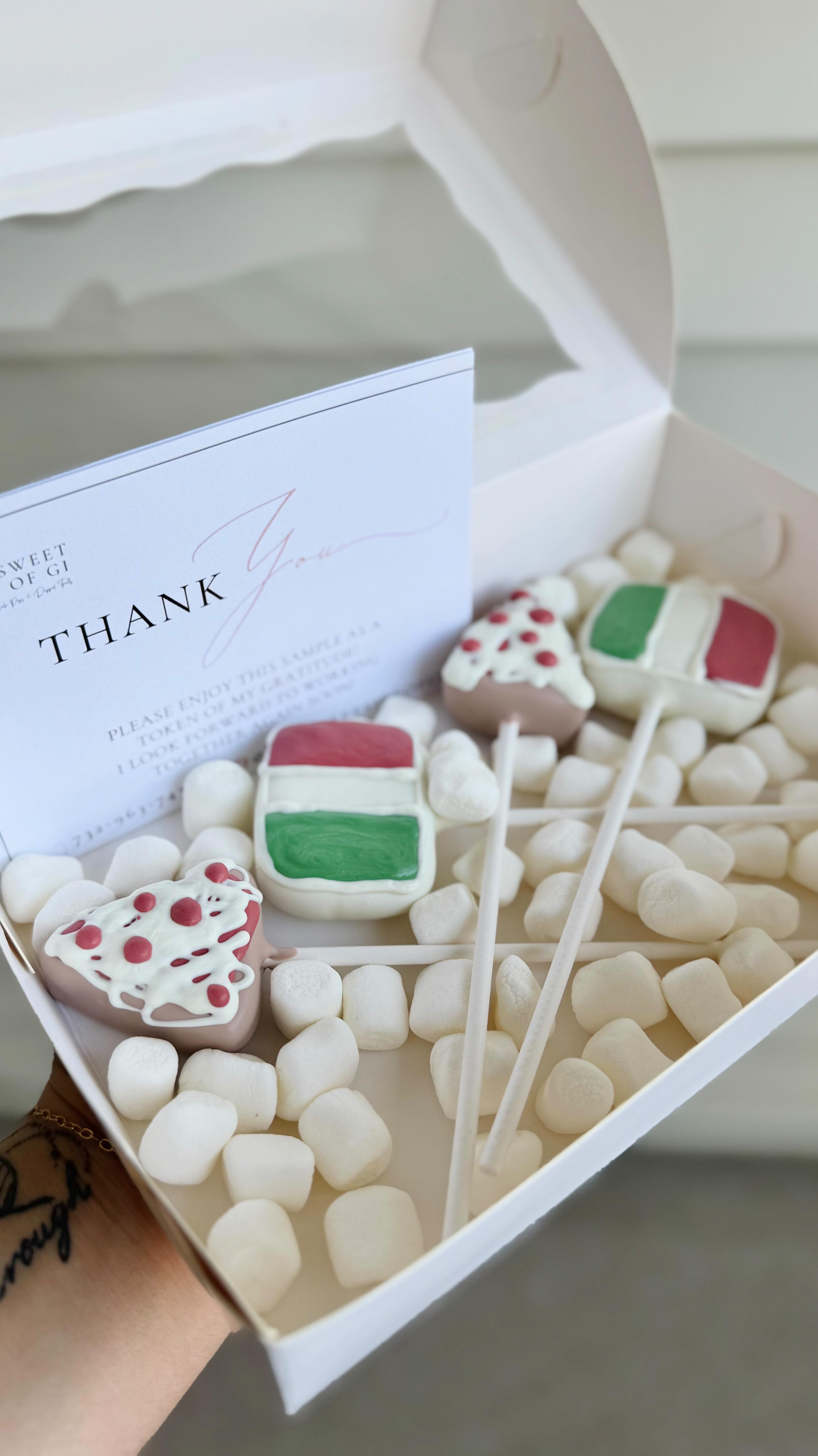 Who do we think this sample box is for?! 👀🇮🇹🍕
•
•
Order your custom cake pops with me by clicking the link in my bio! 🩷
MOLDS: @mylittlecakepopmolds
DYE: @colour.mill
•
•
#igbakers #baking #cakepops #diy #tutorial #explorepage #order #smallbusiness