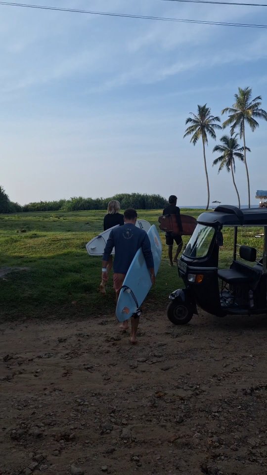 Thinking about learning to surf?
Or just want a mellow break by the sea?
Lucky’s here — he’s surfed this coastline his whole life and knows every break like the back of his hand.
ISA-certified, great with beginners, kids, and anyone wanting to level up.
We’re offering 15% off surf stays from July to September — just use code SUMMER15 when you book.
If you're keen, now’s the time 🌊
@fabio_ba
#lionsrestlife #surfstay #gurubebila #weligamasurf #surfsouthsrilanka #midigama #familysurf #familysurfholidays