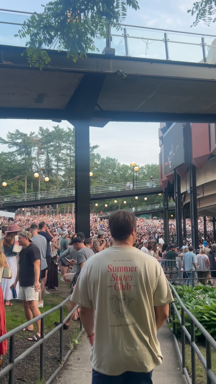 Summer Suites merch in the wild at the Mumford and Sons concert at SPAC 🌭🍦