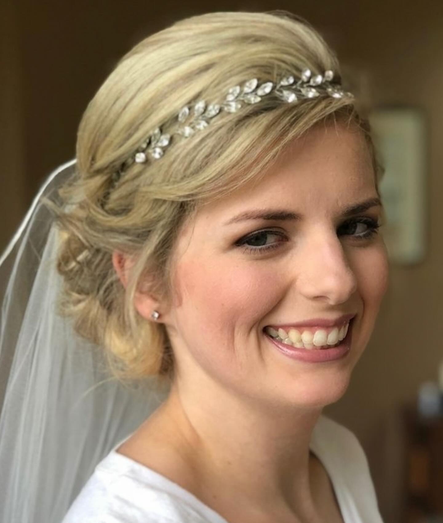 Where are my bridal girlies at?! 💍✨
Are you a 2024 or 2025 bride? It’s time to book your glam! Whether you’re dreaming of an in-salon moment or on-location magic, I’ve got your hair and makeup covered. Let’s cross this off your list and get one step closer to your dream day! 💕
#grandvillemichigan