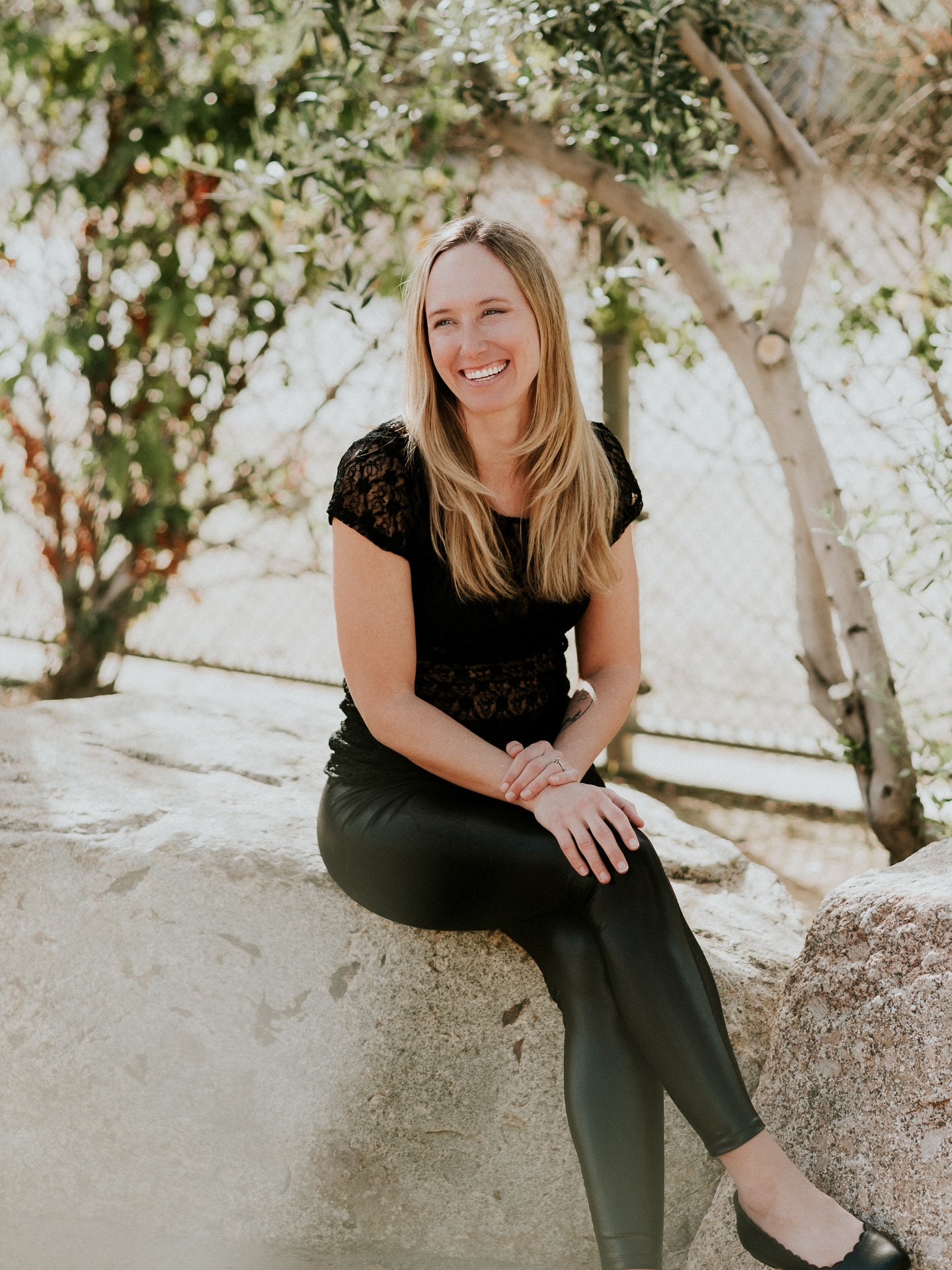 Picture this: you show up to your photo session. Your spouse isn’t having it today. You’re feeling overwhelmed with the kids. Your kids are well, being themselves. Your spouse starts getting snappy with them. And you just for once wanted good family photos of everyone. Is that too much to ask?
And all of a sudden you see your photographer working, and you realize she completely gets it, because you see her humor your spouse and give them space. She works her mom-magic with your kids. And you feel your blood pressure come down because you realize she has compassion for you and your family.
Hi, I’m Stephanie, and I know that real life doesn’t stop just because you’ve scheduled a family photography session.
I’ve been in your shoes. I am in your shoes. And I believe that even the imperfect moments—the cranky partner, the wild toddler, the deep breath you take just to make it through—can still lead to images that are so beautiful and so real they’ll take your breath away.
I’m not here for stiff poses or fake smiles. I’m here to help your family feel seen and loved, just as you are—chaos and all.
So if you’ve ever worried about whether your kids will behave, or if your partner will participate, or if you will be able to hold it all together… please know this:
I’ve got you.
Let’s create something honest and beautiful together.
📍 Mad River Valley & Central Vermont
📷 Family sessions booking now for summer + early fall
💌 Message me or visit www.lincolngapphotography.com to learn more