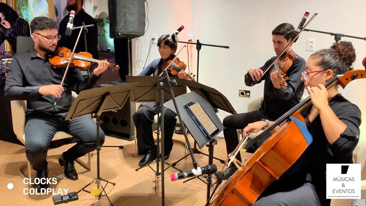 🕰️ Contrate um quarteto de cordas moderno, elegante e emocionante para o seu evento!
⠀
🎶 Clocks – Coldplay
🎻 Interpretação ao vivo do Quarteto Músicas & Eventos
⠀
Minimalista, intenso e sofisticado.
Essa versão instrumental de Clocks traz a atmosfera única do Coldplay para casamentos, jantares e eventos com personalidade.
⠀
🎻 Wagner Filho – Violino 1
🎻 Eloísa Rocha – Violino 2
🎻 Daniel Lima – Viola
🎻 Carla Nascimento – Violoncelo
⠀
📍 Uma produção Músicas & Eventos – Música ao vivo com refinamento, emoção e excelência.
⠀
📲 Solicite um orçamento e leve essa trilha inesquecível para o seu evento!
⠀
🔗 www.musicaseeventos.com.br
📩 musicaseeventos@gmail.com
📱 WhatsApp: (11) 98590-6903
📸 Instagram: @musicas.e.eventos