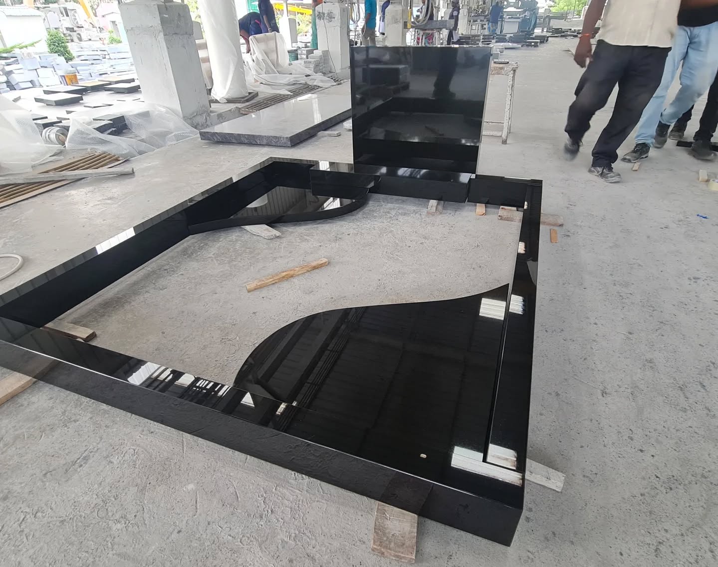 Indian black granite set.
Follow us for more content!
Whatsapp: +919940042621 for enquiries and partnerships!
#granitemonuments #granitetombstones #granitemanufacturers #graniteexporters #granitecemetryproducts #granitequarry #india #chennai #granitemanufacturersindia #Monumentmanufacturersindia #gravestone #sculpture #friedhof #grabstein #naturstein #grabmale #naturalstone #graniteslabs #angelornament #angel #absoluteblack