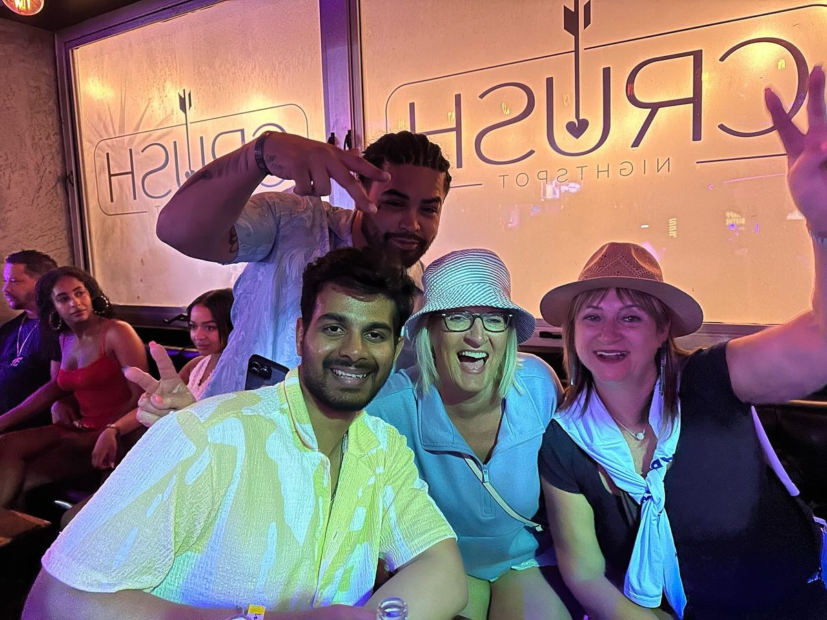 Grab your crew and hit the town! 🌃🍾 Cabo’s nightlife tour is calling — club-hopping, dancing, and unforgettable vibes all night long. #CaboNights #SquadOnTour #PartyInParadise #cabosanlucas #nightout