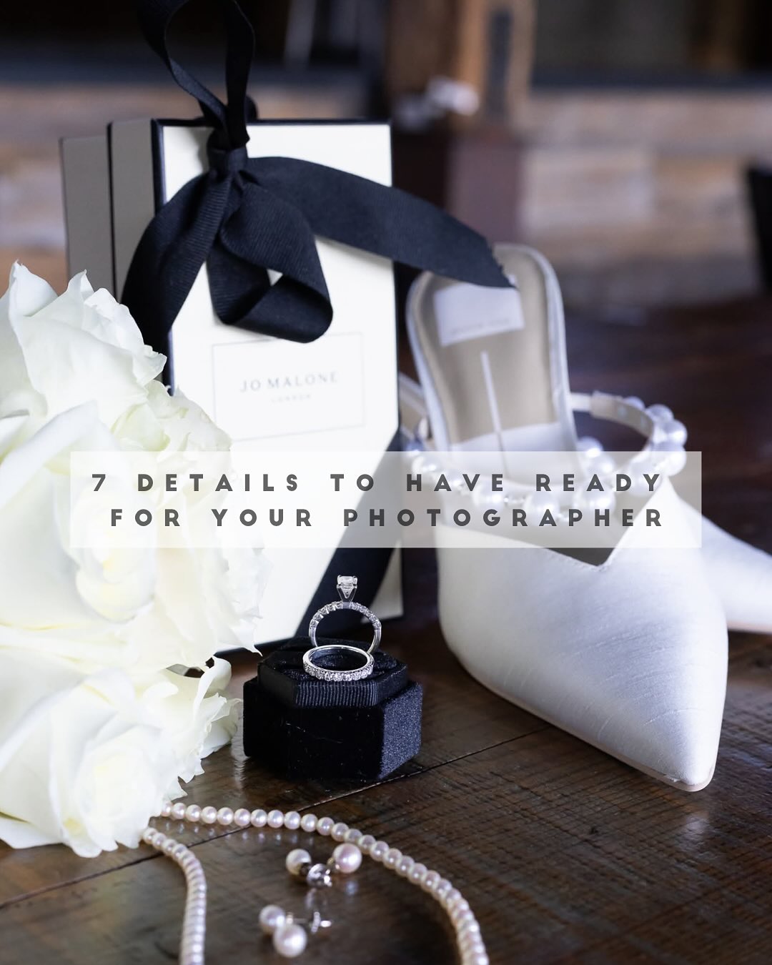 Having these 7 items ready to go when your photographer arrives can help your photographer get started on detail shots or a gorgeous flat lay photo without you having to stop what you’re doing to find your items. Visit www.thedayweddingplanner.com for more tips and tricks for planning your wedding 💍✔️