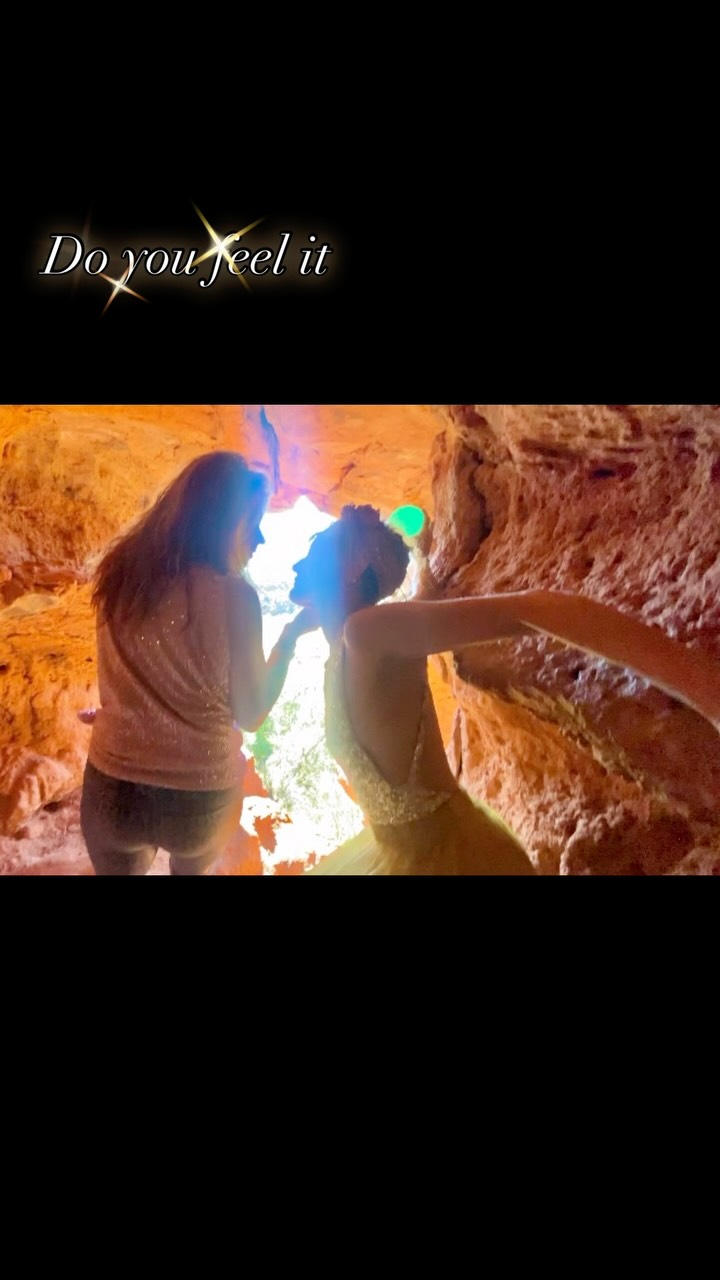 Day 2 filming the “Do you feel it” music video. Cave deep creation deep Venusian inspirations.
Directed, filmed, edited by Starry Venus
Produced by Kira Mele
OMWE Productions
@jesselynndesmond
@starryvenus.world
#starryvenus #sedona #doyoufeelit #musicvideo #independentfilm #dancevideo #indiefilm #sedonaaz #omwe