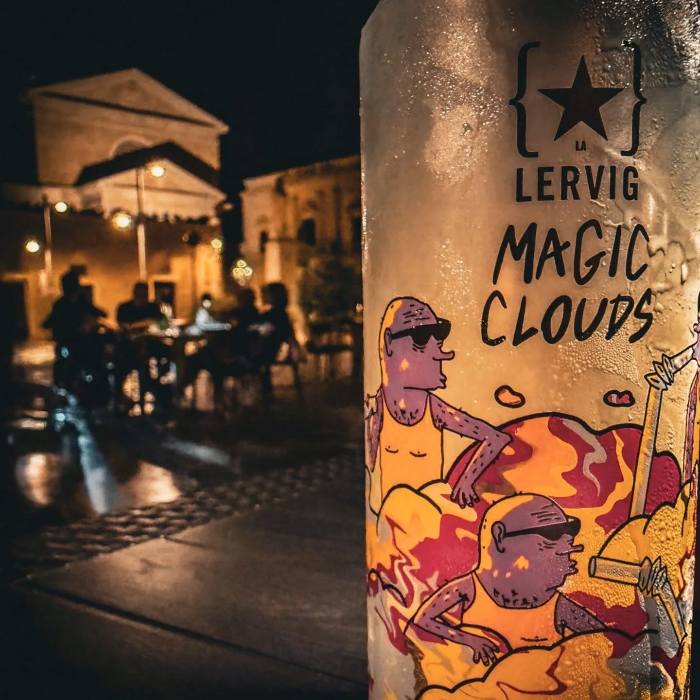 Luca and Sarah are soaking up the vibes of a beautiful evening - good food, craft beer, and a stunning piazza as their backdrop. Nothing better than sharing great moments in a relaxed atmosphere… and capturing it with a perfect photo.
📷 @luca.tau.9
#CraftBeer #FoodLovers #SalentoVibes #ItalianFood #BeerAndFood #ArtisanBeer #PugliaEats #FoodieAdventure #GourmetExperience #TastyMoments #BrewLovers #EatLocal #SalentoSunset #Foodstagram #InstaFoodie #BeerTasting #AuthenticFlavors #MediterraneanVibes #CheersToThat #SlowFood #EpicureanLife #FoodPhotography #LocalBrewery #ItalianVibes #DiningAlFresco