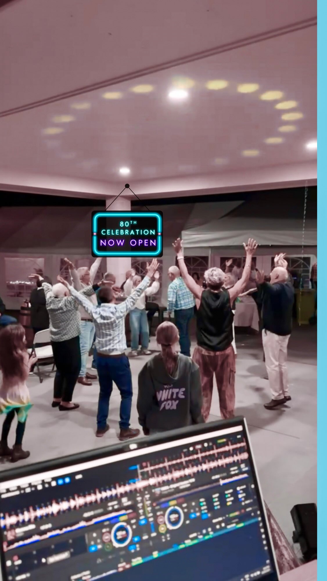 🎉 Turning 80 never looked this good! 🥳✨
We loved helping this legend celebrate a lifetime of memories with family, laughter, and a dance floor that didn’t quit 💃🕺
Life’s too short not to celebrate your loved ones in style 🎂❤️
Planning a milestone birthday? Let’s make it unforgettable 🥂🎈
📩 DM us to lock in your celebration!
#brisbaneevents #goldcoastevents #entertainment #party #djhire #djlife #80th #80thbirthday #birthdaybash