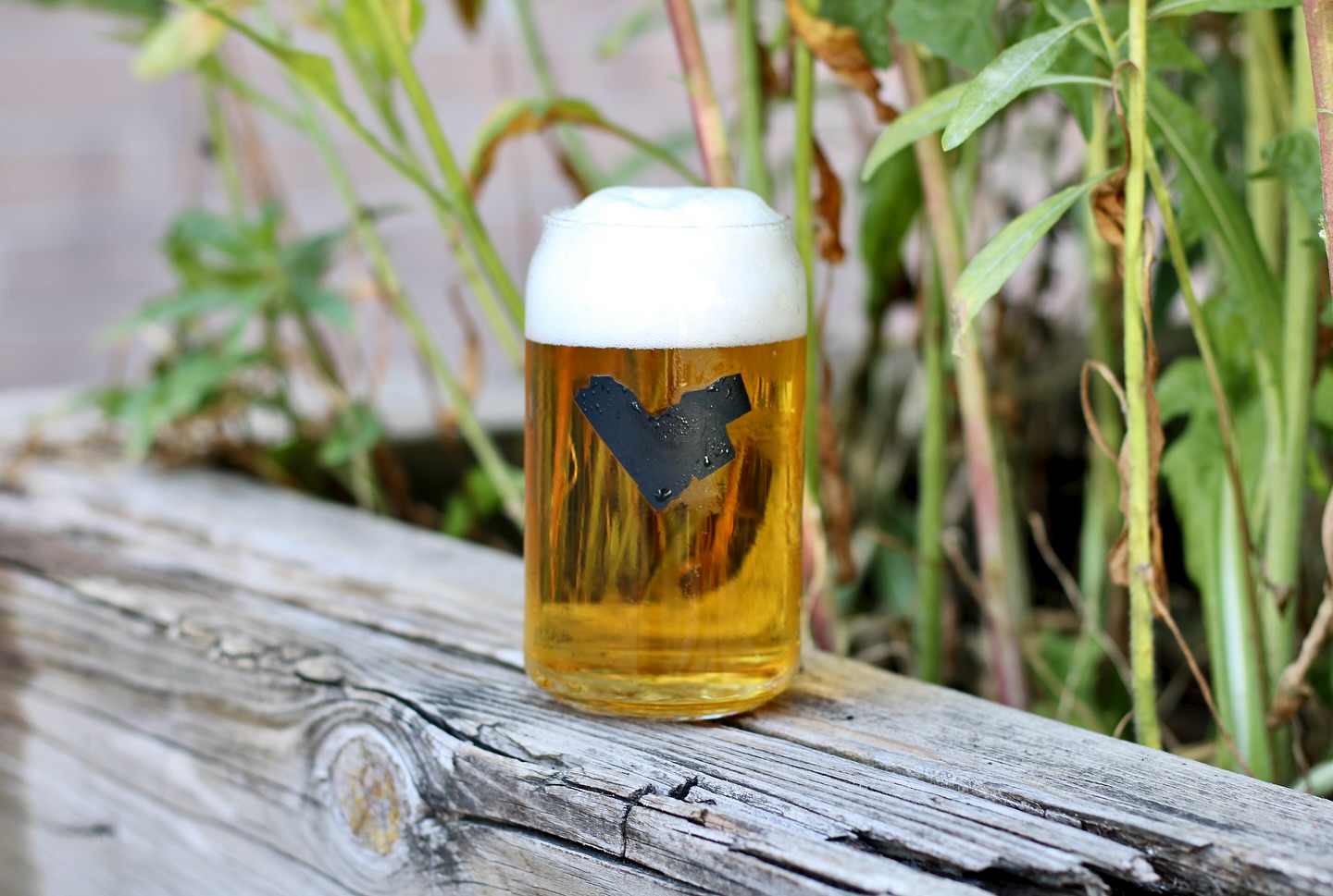 We’re open Canada Day 4-10pm 🍻👍 #canadaday #ottawabrewery #ottawabeer #locallager #manorpark #vanier #newedinburgh #rockcliffepark