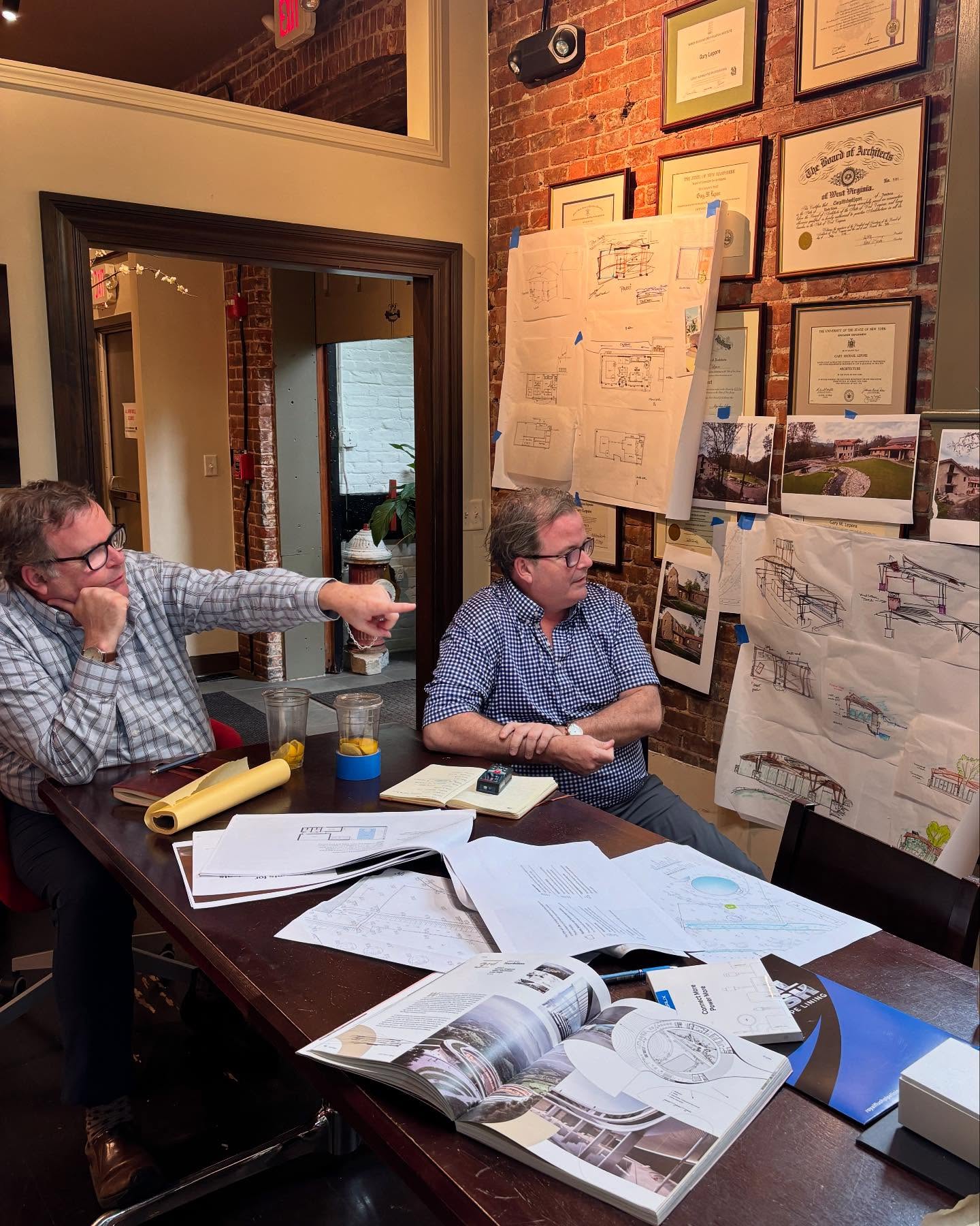 Soaking up summer with sketches, site studies, and shared ideas. ☀️
Our team is diving into the beginning stages of a design competition set in the beautiful landscapes of Portugal. 🇵🇹 Big concepts, small details, and a whole lot of creativity! ✨
#SummerDesign #PortugalCompetition #ArchitecturalDesign #CreativeProcess #Teamwork