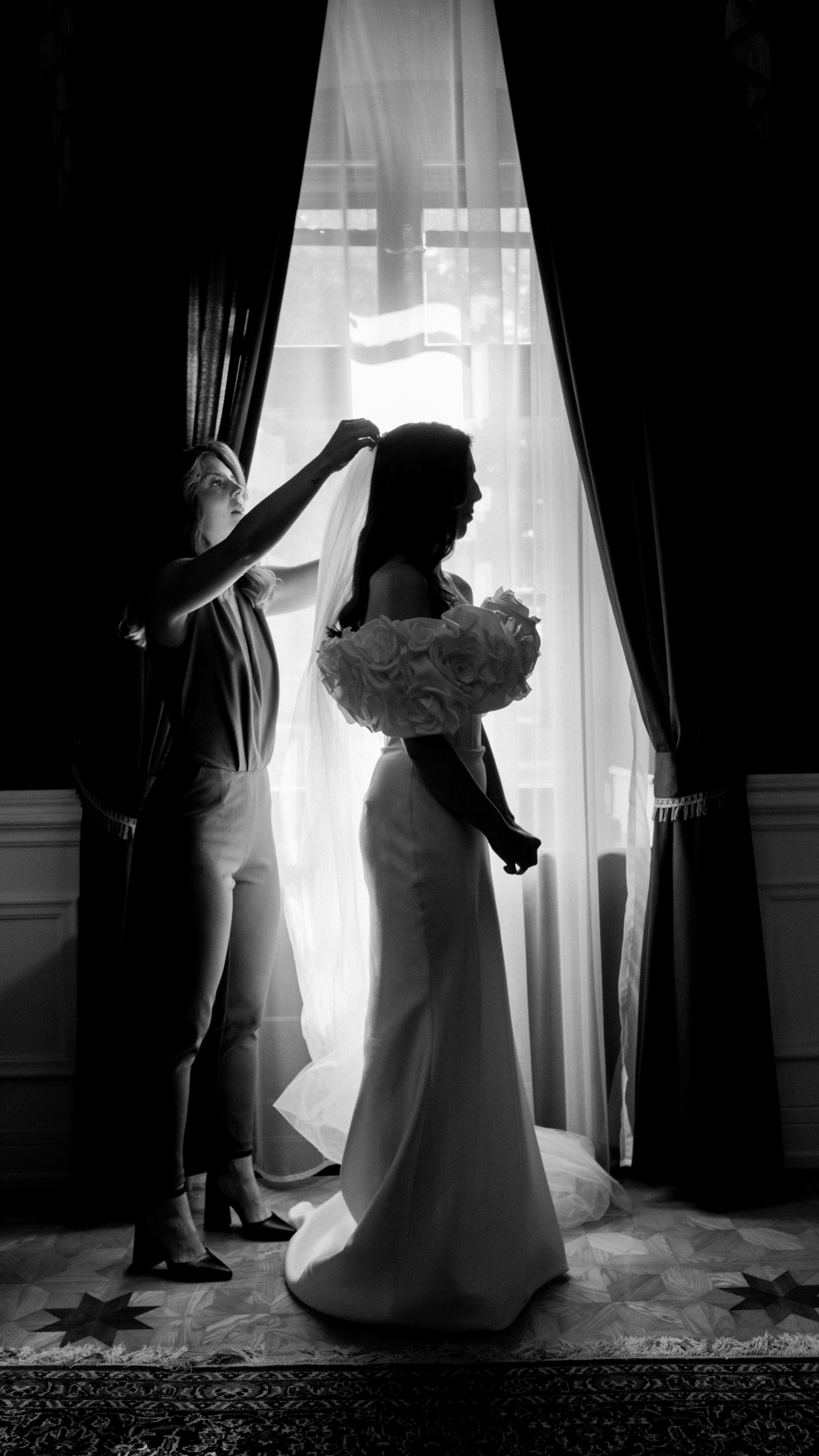 ✨ Love, laughter, and the most breathtaking wedding weekend for Fruzsi & Dominik! ✨
Every detail was crafted to perfection, creating an unforgettable celebration of their love. From dreamy floral arrangements to seamless guest experiences, we made magic happen! 💍💫
A huge thank you to the incredible vendors who brought this vision to life:
👰 **Wedding Planner:** @angelamonawedding
📷 **Photographer:** @teodorasimonwedding and @tothzsuzs
📹 **Videographer:* @plusweddingfilms
🏰 **Venue:** @forgachkastely
🎆 **Firework:** @latvanyosnyitotanc
🌸 **Florist:** @levendulaviraguzlet
🎤 ** MC ** @pozsar.bence.ceremoniamester
🎵 @budapestshowband2022
👰♀️ Bride : @rapavifruzsina
Cheers to a lifetime of happiness for this beautiful couple! 🥂💖
#LuxuryWedding #DreamWedding #FruzsiAndDominik #WeddingPlannerMagic #SeamlessCelebrations #VendorLove