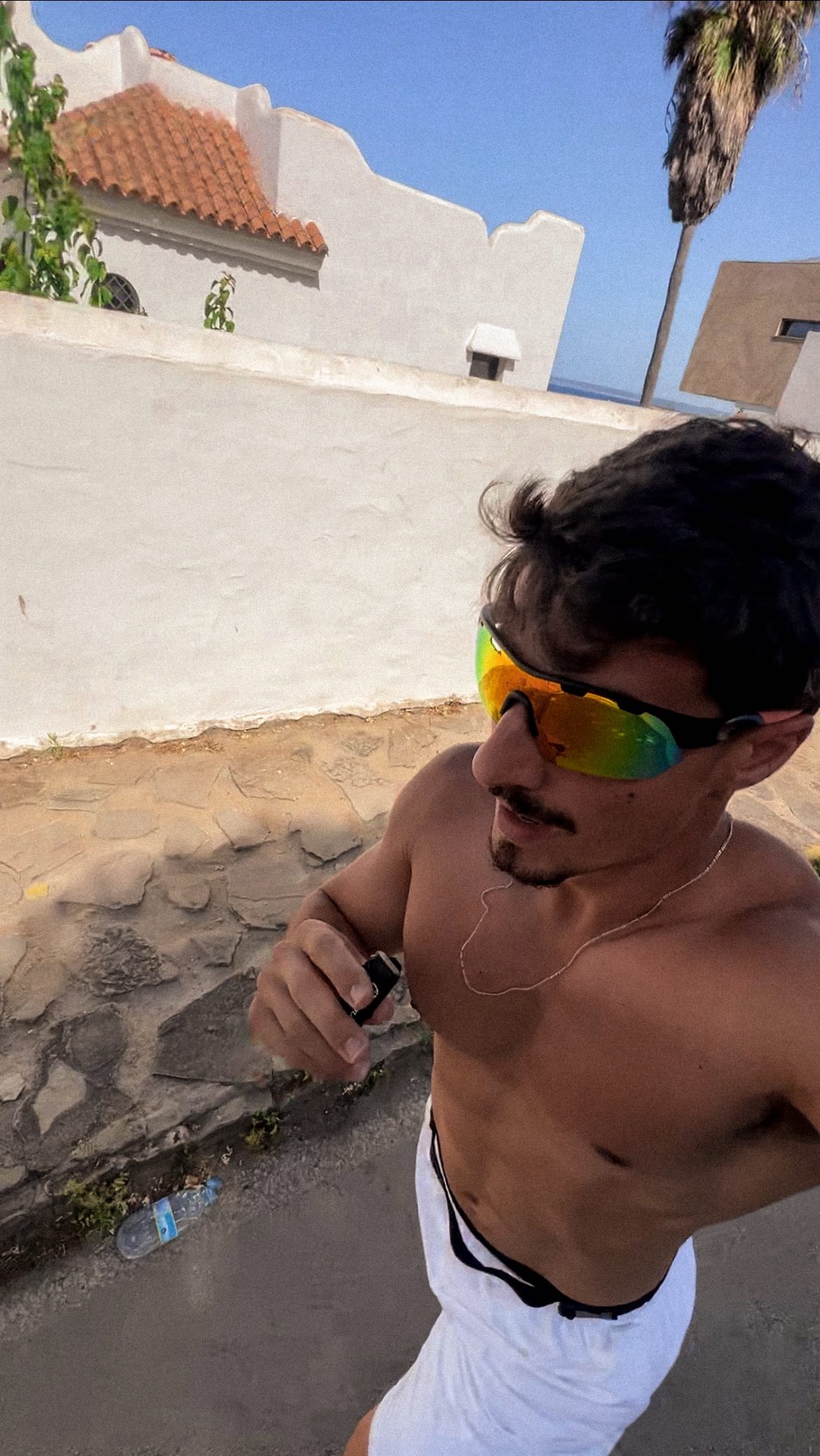 Haz series de carrera para correr cada vez más rápido 🏃🏽♂️💨
Si os mola este tipo de contenido, dímelo en comentarios y le doy candela 😎🔥
A disfrutar con salud! En verano también os quiero a tope eh💪🏽
#running #runner #series #nutriciondeportiva #dietistanutricionista #entrenamiento #atletahibrido #hybridathlete