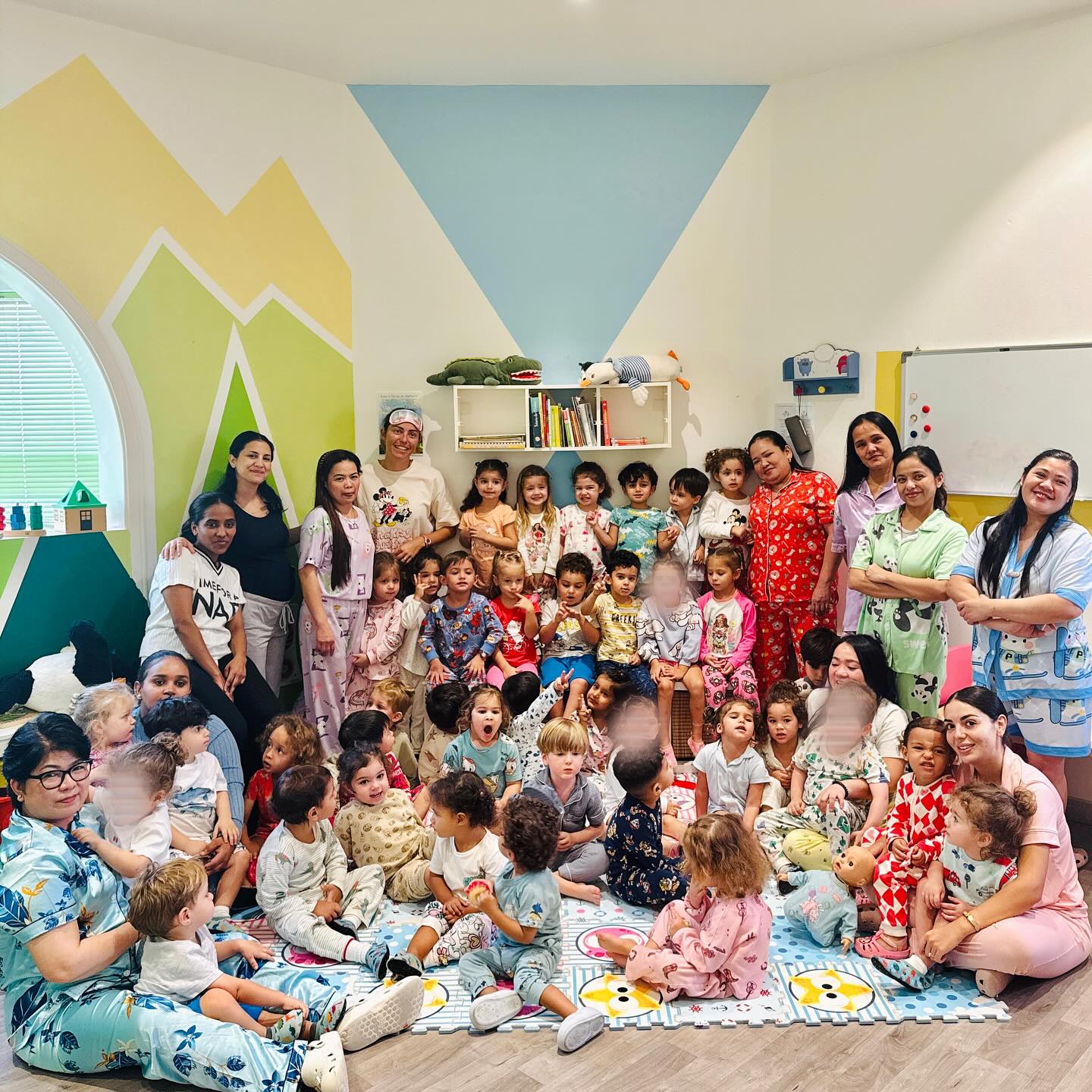 🇫🇷 Soirée pyjama à La Marelle ! 💤💫
Pour le dernier jour, nos petits ont troqué leurs uniformes contre leurs pyjamas préférés !
Des rires, des câlins, des histoires… une journée pleine de douceur pour clôturer la semaine en beauté 💖
🇬🇧 Pajama Day at La Marelle! 💤💫
On the last day, our little ones swapped their uniforms for their favorite pajamas!
Laughter, cuddles, and story time… a sweet and cozy way to end the week 💖
#crèchefrançaise #crèchedubai #éducationfrançaise #petitenfance #dubaimums #frenchnurserydubai #dubainursery #françaisadubai #nurserylife #dubailife