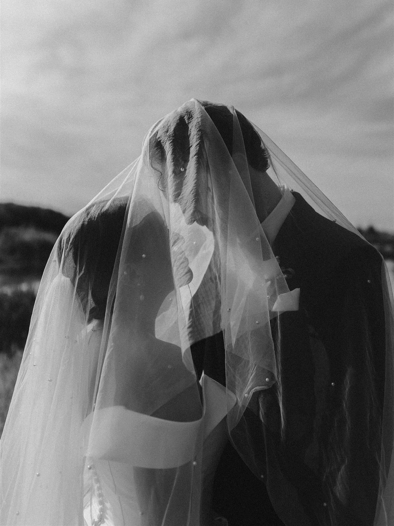 a sucker for black and whites ๐ค๐ค