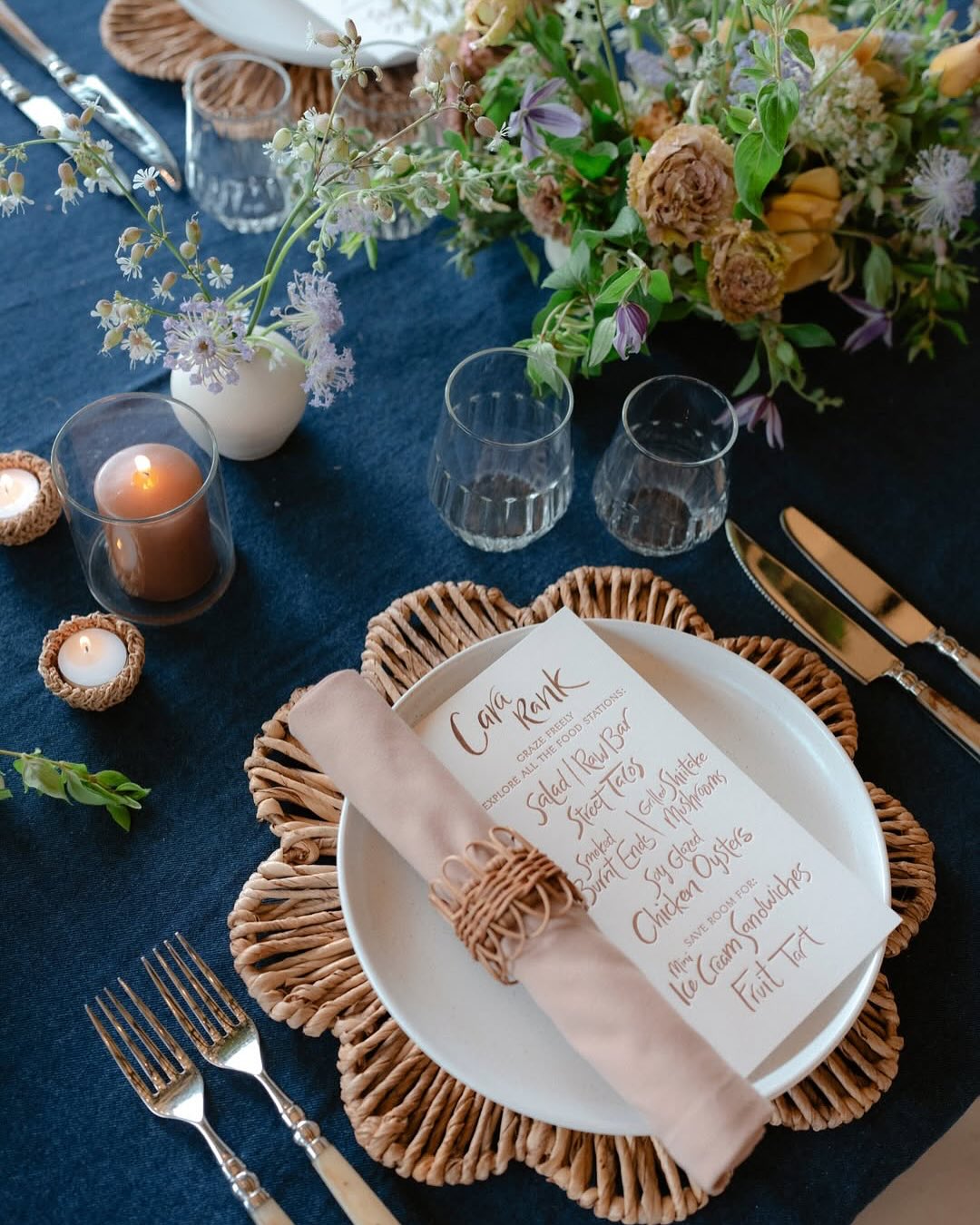 Unique brush script for @xowyopaper
Repost from @xowyopaper
•
Dinner on the Cloudveil rooftop with 18 of our newest friends. This Western-inspired evening was wrapped in modern lines and walls of greenery. Denim linens, grazing stations, and menus that read “graze freely”— a nod to the wildlife of Jackson Hole and the laid-back luxury of the night.
Menus were double-thick and letterpressed, featuring custom calligraphy by @kei.haniyacalligraphy inspired by a little shop I found in Paris years ago. I saved their business card, knowing someday it would spark something special. This was that moment.
Host & Design | @slater_events
Hosts | Yours truly, and @thecloudveil @jhfinedining
Photo | @oliviaraejameswed
Video | @storyboxcinema
Tabletop | @objetwest
Rentals | @magnoliaranchrentals
Floral | @harvestfloralcompany
Linens | @theonicollection
Stationery | @xowyopaper
Thank you for making the trip:
@lauriearons
@davidbeahm
@alisonandbryan
@eksevents
@calderclark
@smithjamesevents
@gregoryblakesamsevents
@theweddingartistco
@theartistlawyer