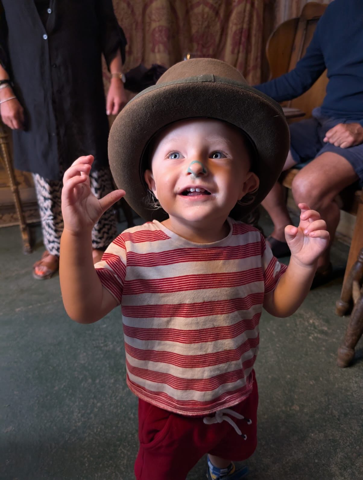 Last minute availability for our 4th July Pop Up Event @yorkshirelavender THIS Friday!
Tickets are £25 for an all you can eat BBQ in the stunning surroundings of Yorkshire Lavender. The Lavender is in full bloom, the forecast looks delightful and the bar is well stocked ready for what looks to be a fantastic evening!
Get in touch to book your places. Bar will be open from 530pm with the food being served from 6pm. Tickets include entry to the Lavender Farm so feel free to explore the fabulous venue from 530pm. Drinks and desserts are available to purchase as an extra on the evening.
#popup #event #alfrescodining #bbq #chef #food #foodie #foodwithaview #caterer #catering #ryedale #howardianhills #foodphotography #desserts #bread #york #family #friends