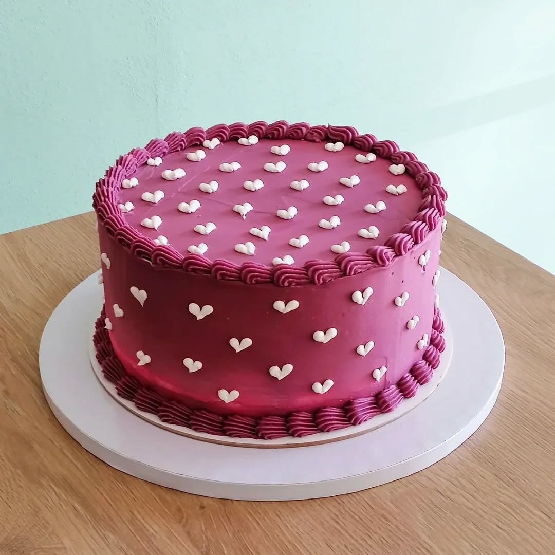 Letní ovocný dort, ganache z bílé čokolády #ovocnydort #ganache #sladkepohladi